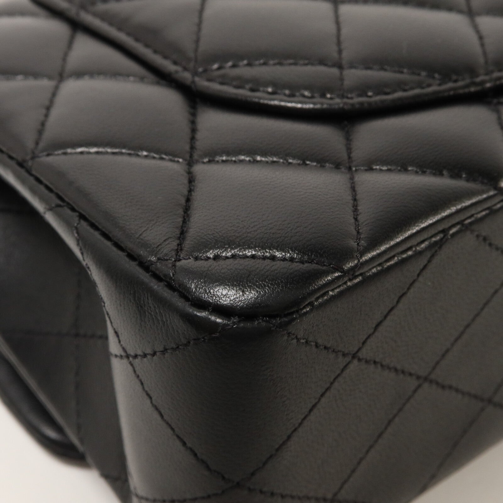 CHANEL 羊皮皮革Classic 23鏈帶肩背袋