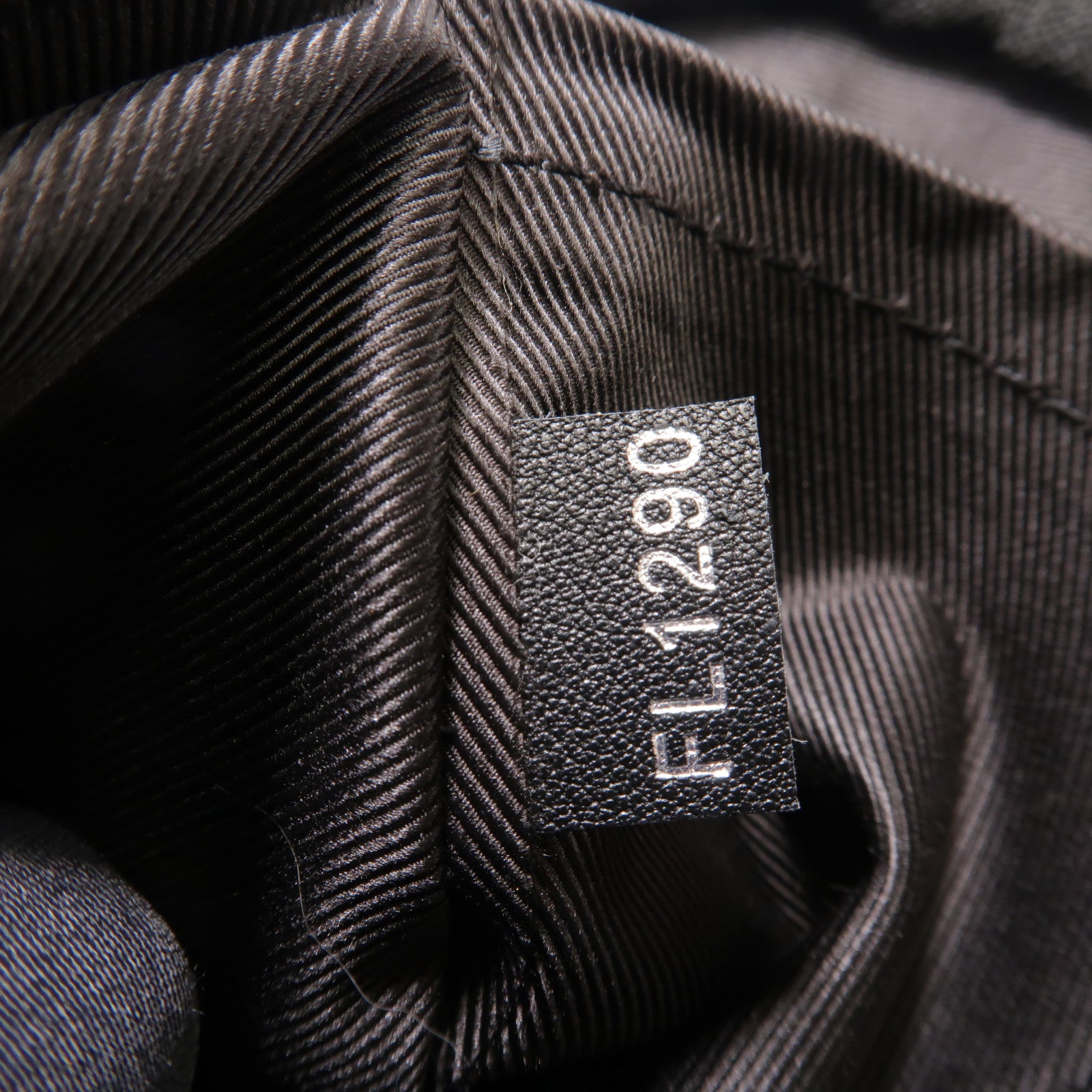 LOUIS VUITTON Monogram Taurillon S Lock肩背袋