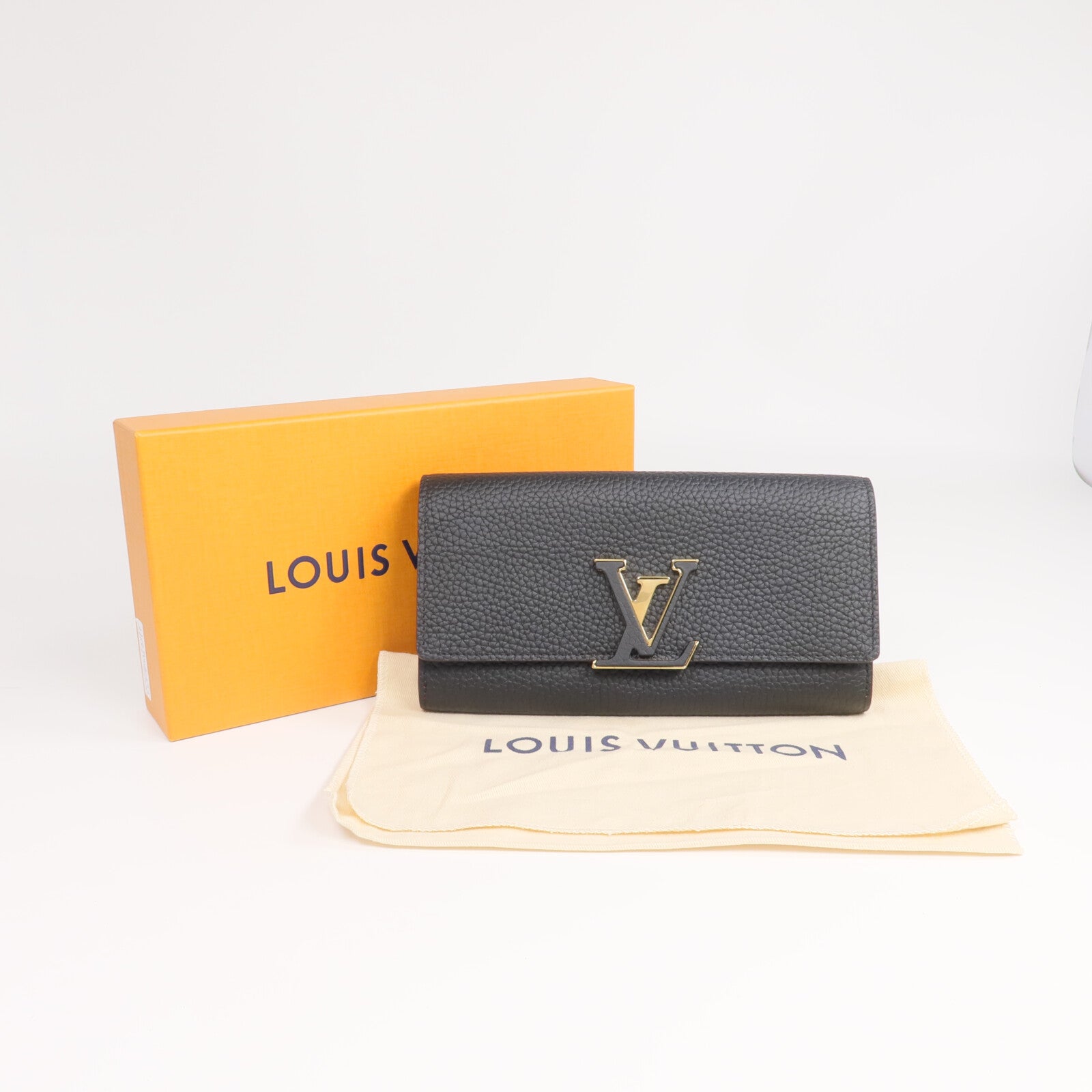 LOUIS VUITTON Taurillon Capucines Wallet金扣長錢包