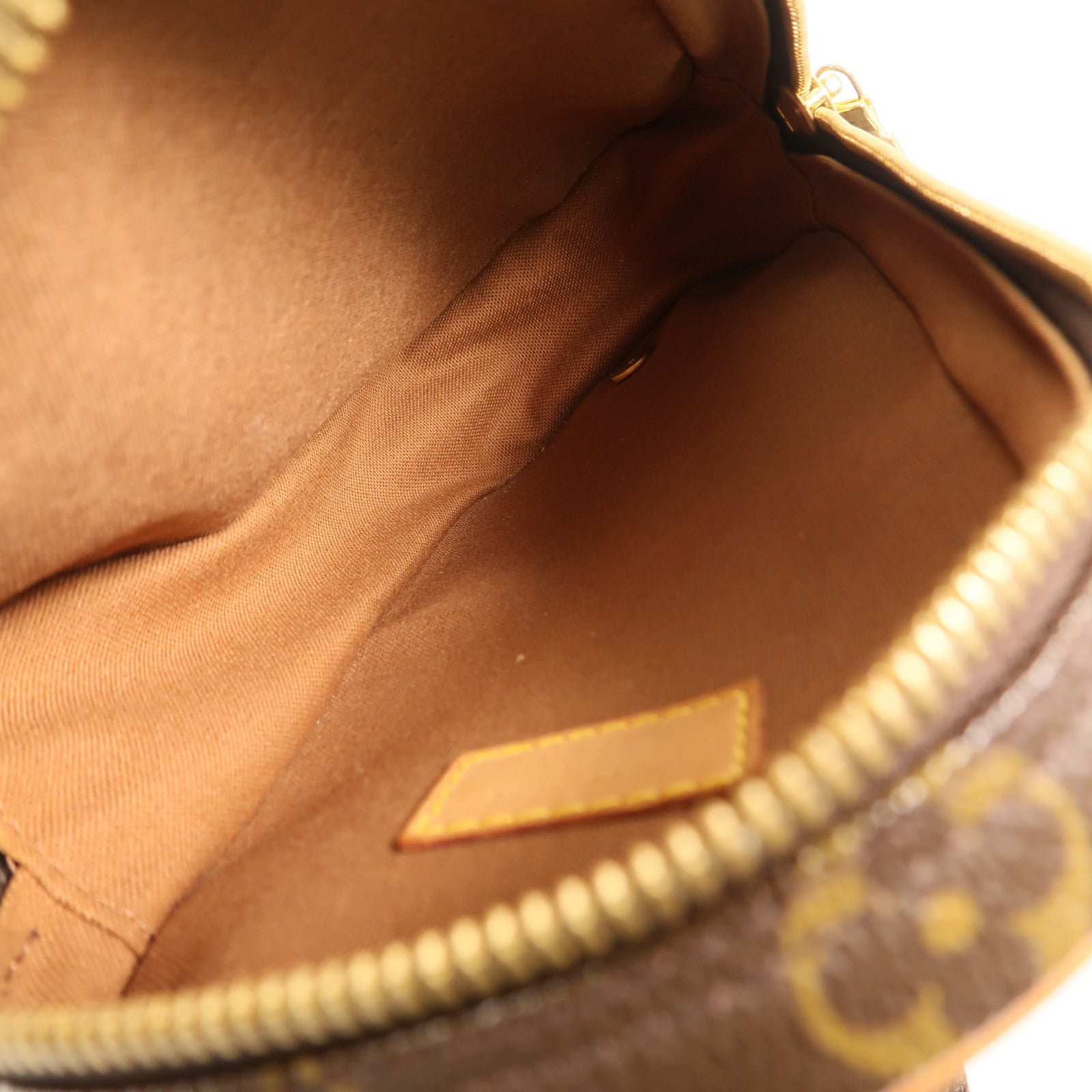 LOUIS VUITTON Monogram Pochette Gange金扣肩背袋