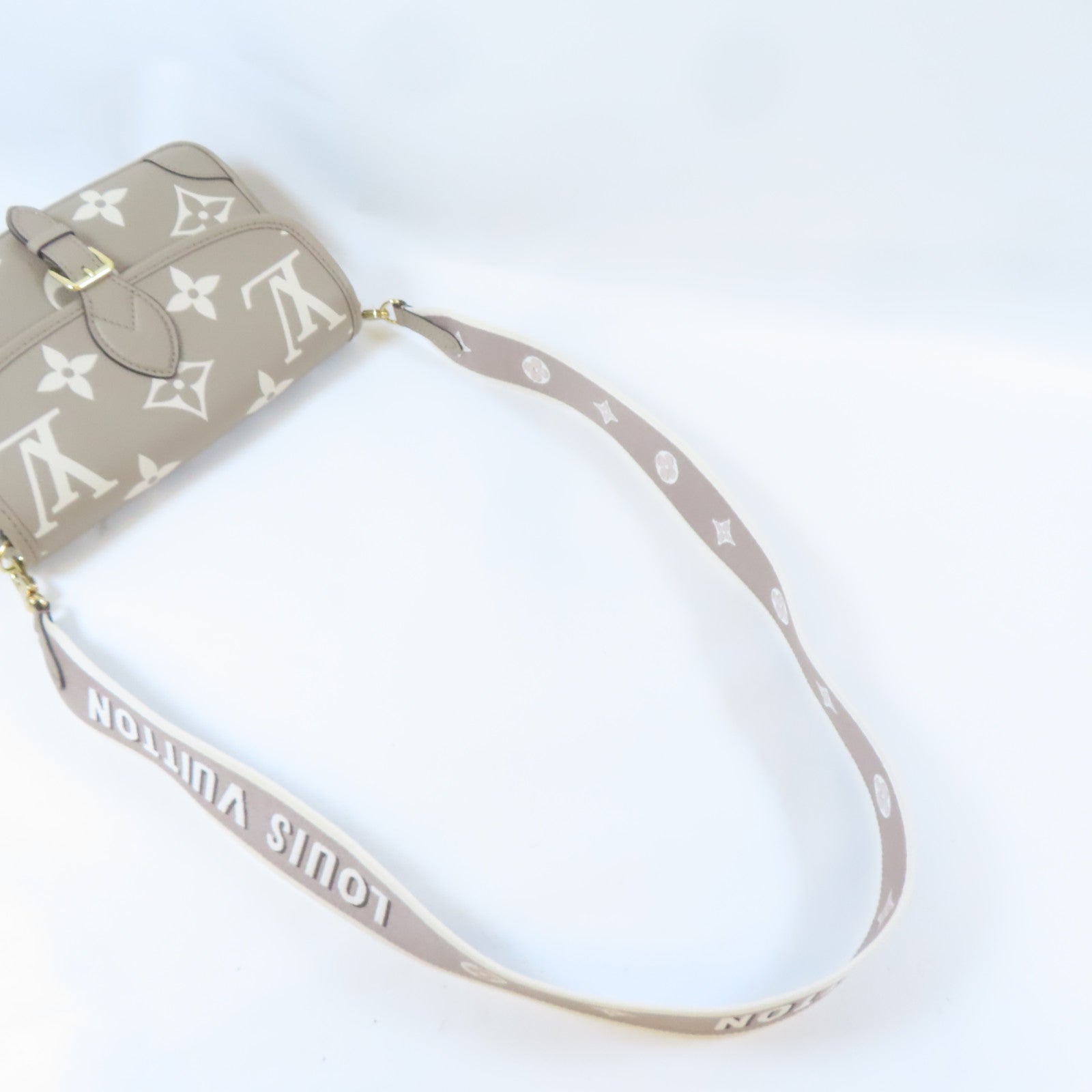 LOUIS VUITTON Monogram Empreinte Diane金扣手挽肩背兩用袋米色