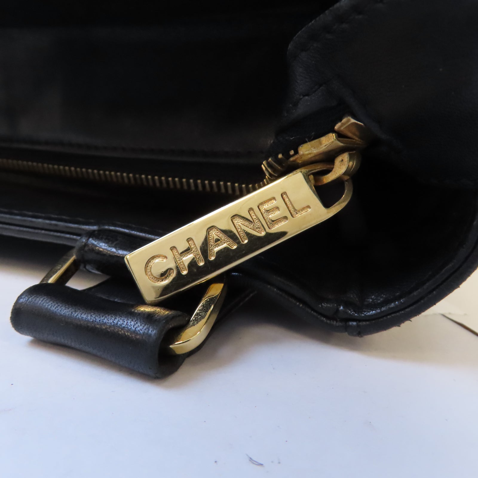 CHANEL 羊皮皮革Shoulder Bag金扣肩背袋黑色