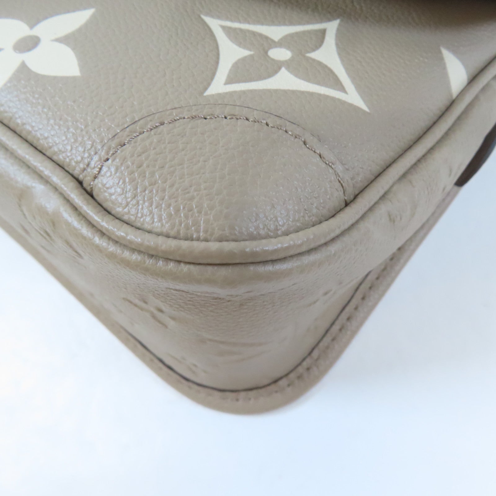 LOUIS VUITTON Monogram Empreinte Diane金扣手挽肩背兩用袋米色