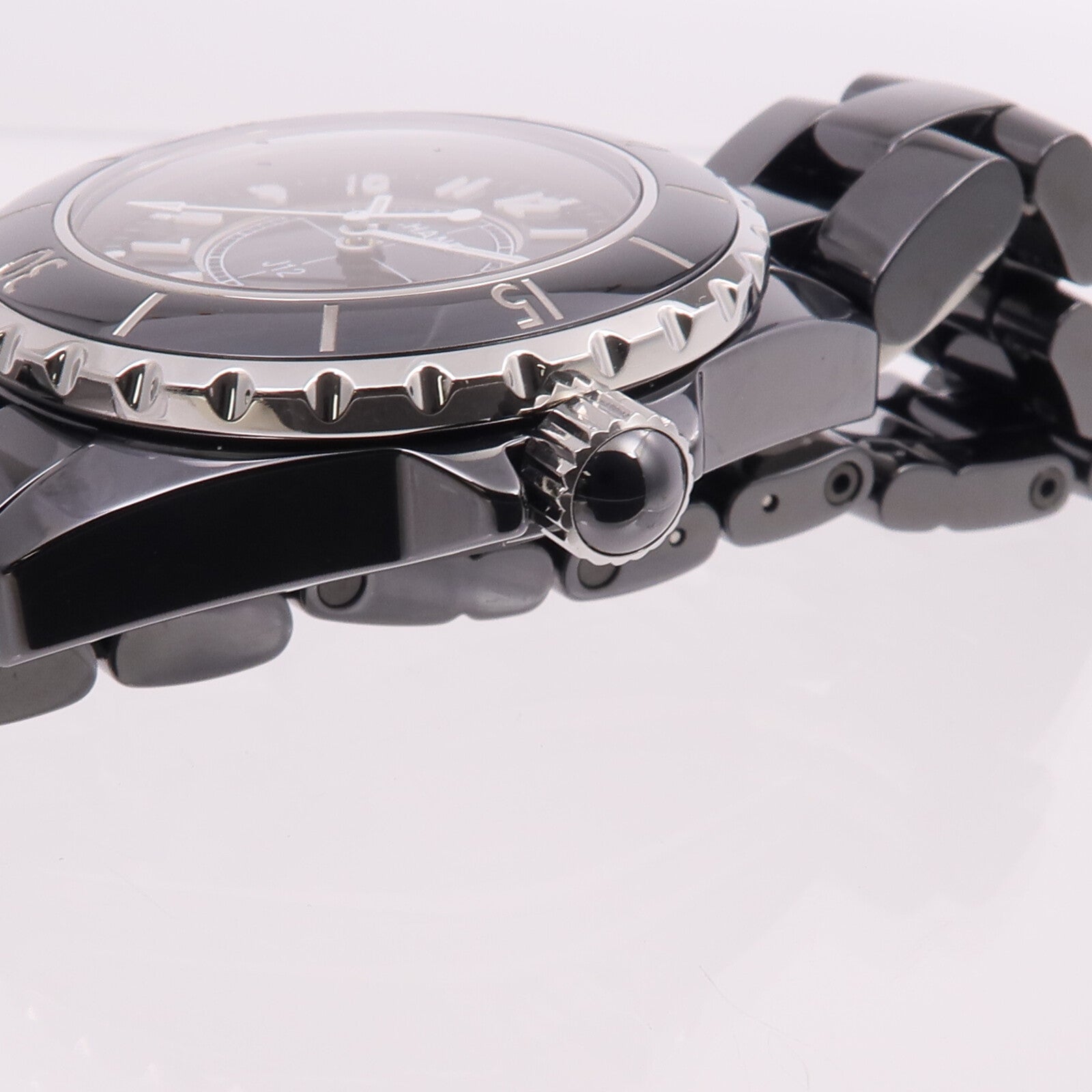 CHANEL J12 H0682