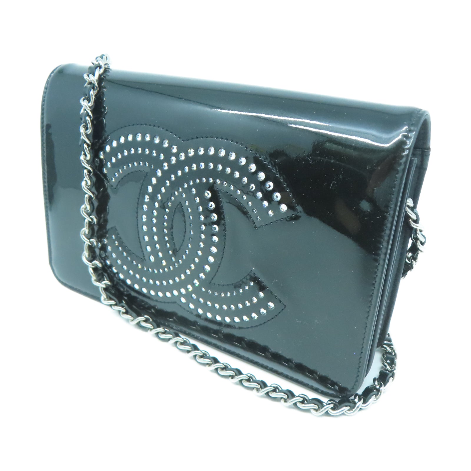 CHANEL 【清倉大減價】漆皮皮革Wallet on Chain銀扣鏈帶肩背袋黑色