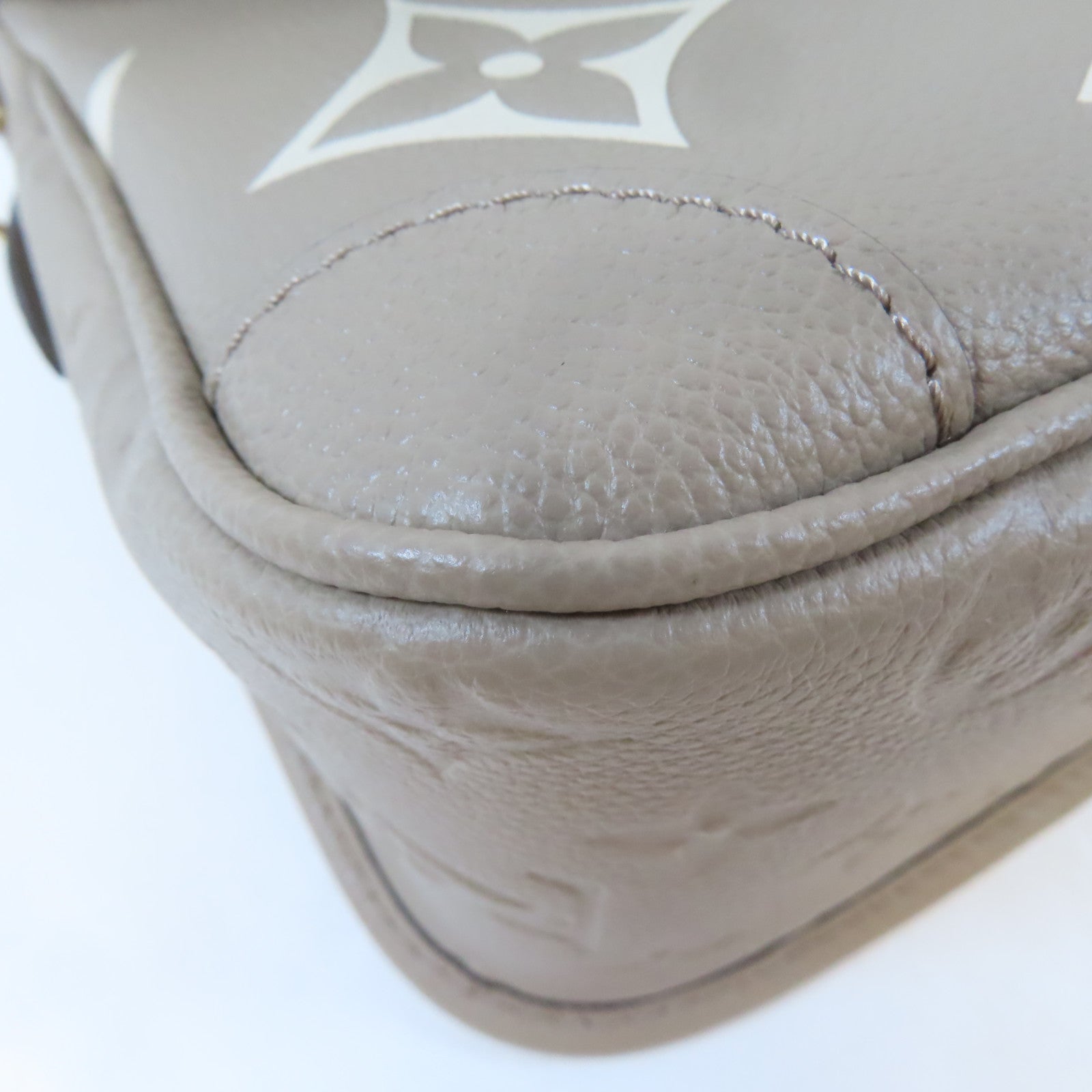 LOUIS VUITTON Monogram Empreinte Diane金扣手挽肩背兩用袋米色