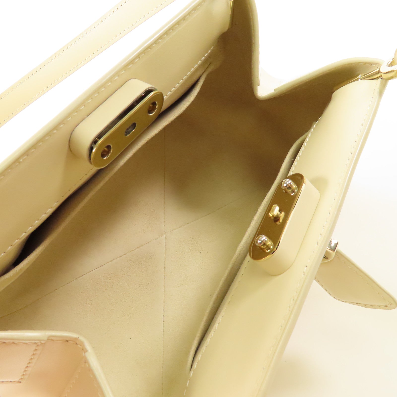 Dior GHW Hand Bag Calfskin Leather White