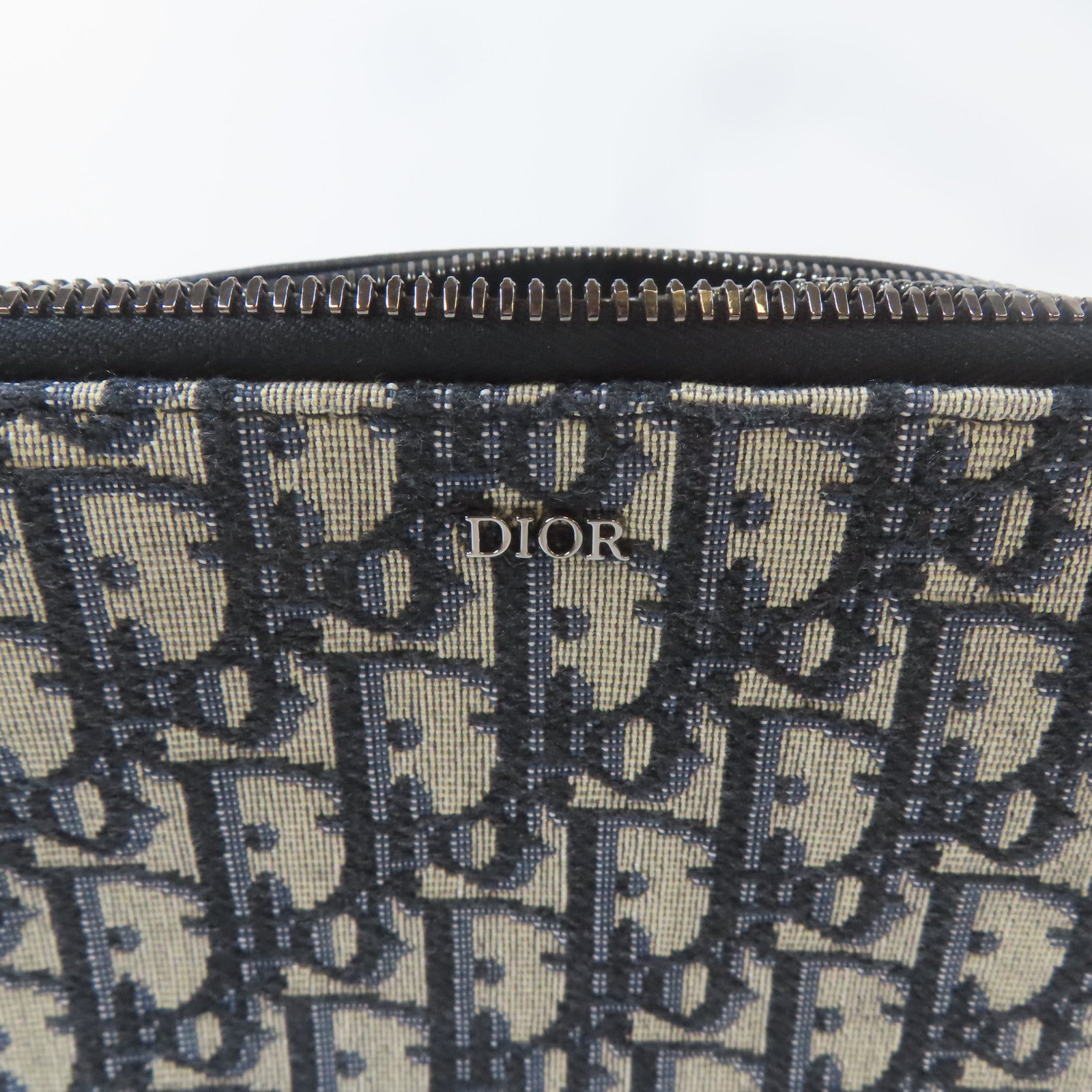 Dior 帆布Essentials Bag銀扣肩背袋米色/藍色