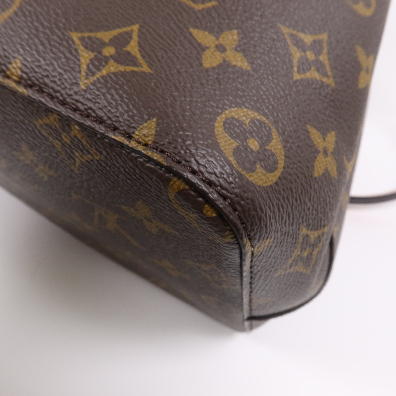 LOUIS VUITTON 【激減優惠】Monogram Neo Noe金扣手挽肩背兩用袋