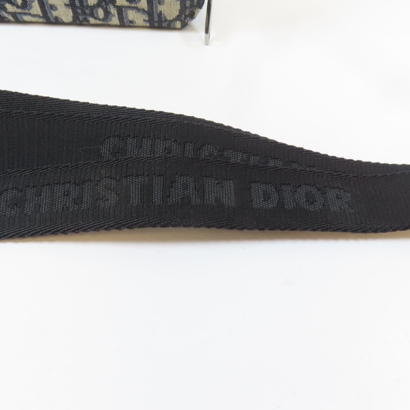 Dior 帆布Essentials Bag銀扣肩背袋米色/藍色