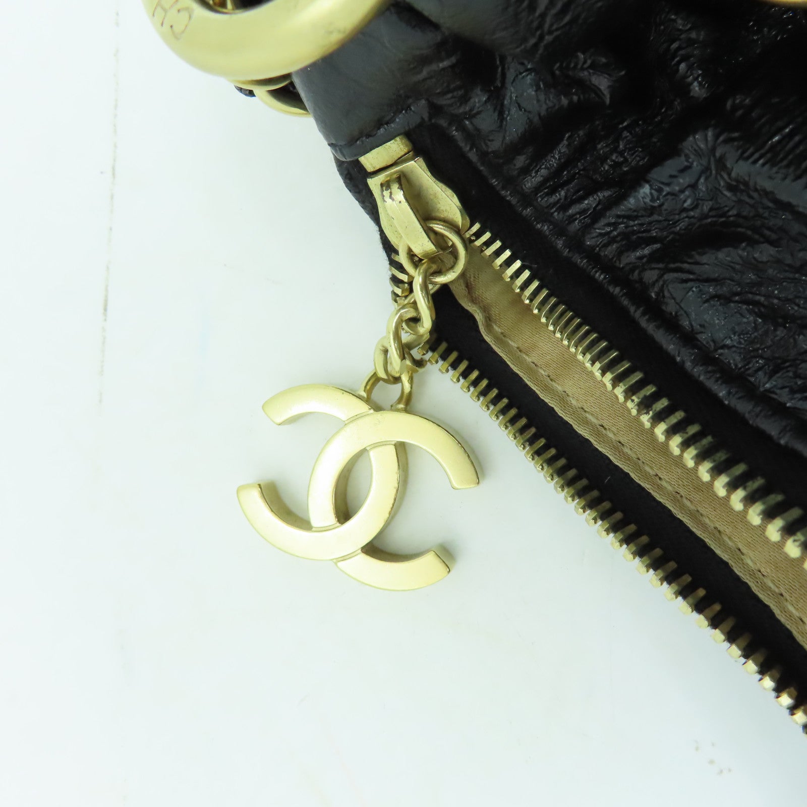 CHANEL 【清倉大減價】漆皮皮革Chain Shoulder金扣鏈帶肩背袋黑色