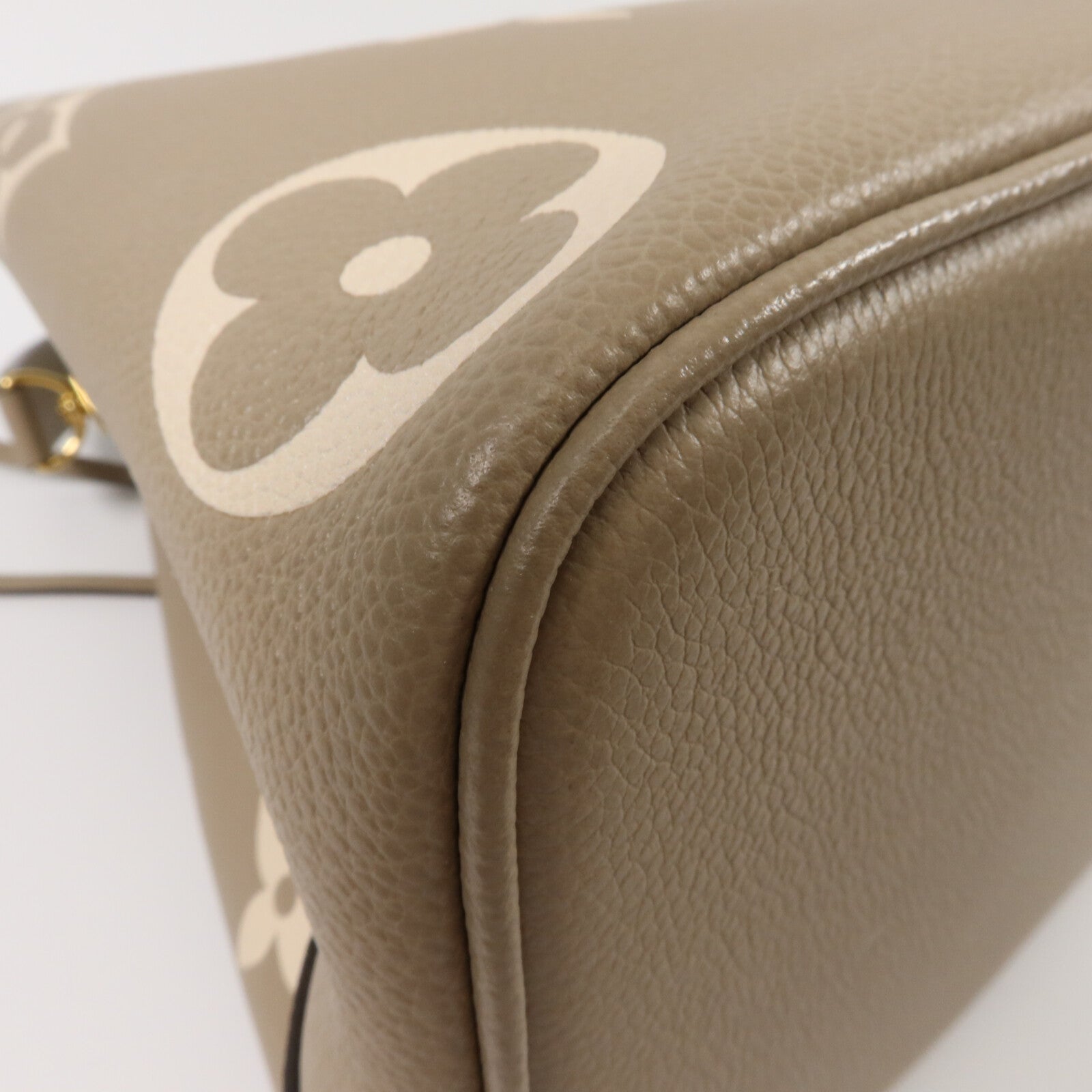 LOUIS VUITTON Monogram Empreinte Neo Noe MM手挽肩背兩用袋