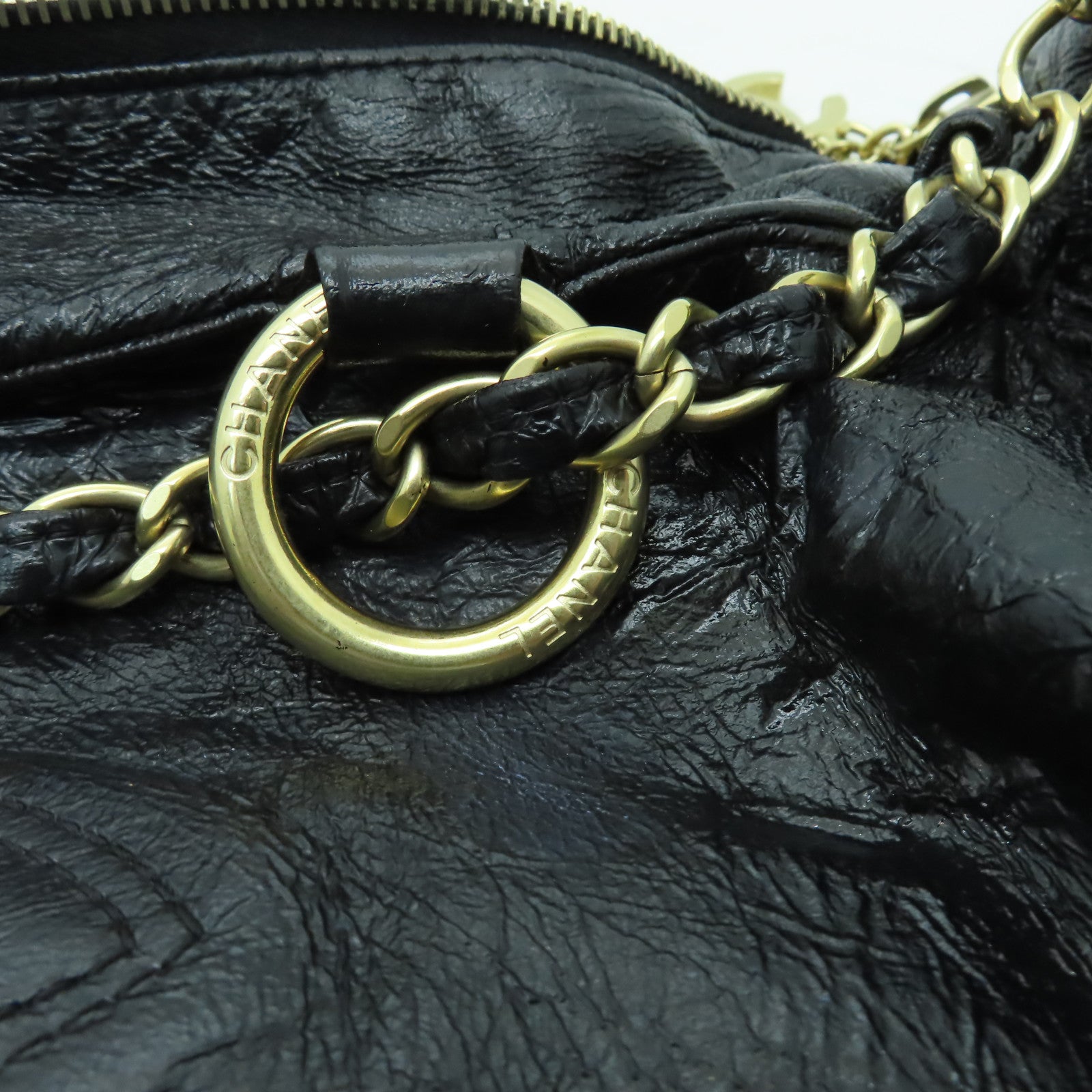 CHANEL 【清倉大減價】漆皮皮革Chain Shoulder金扣鏈帶肩背袋黑色