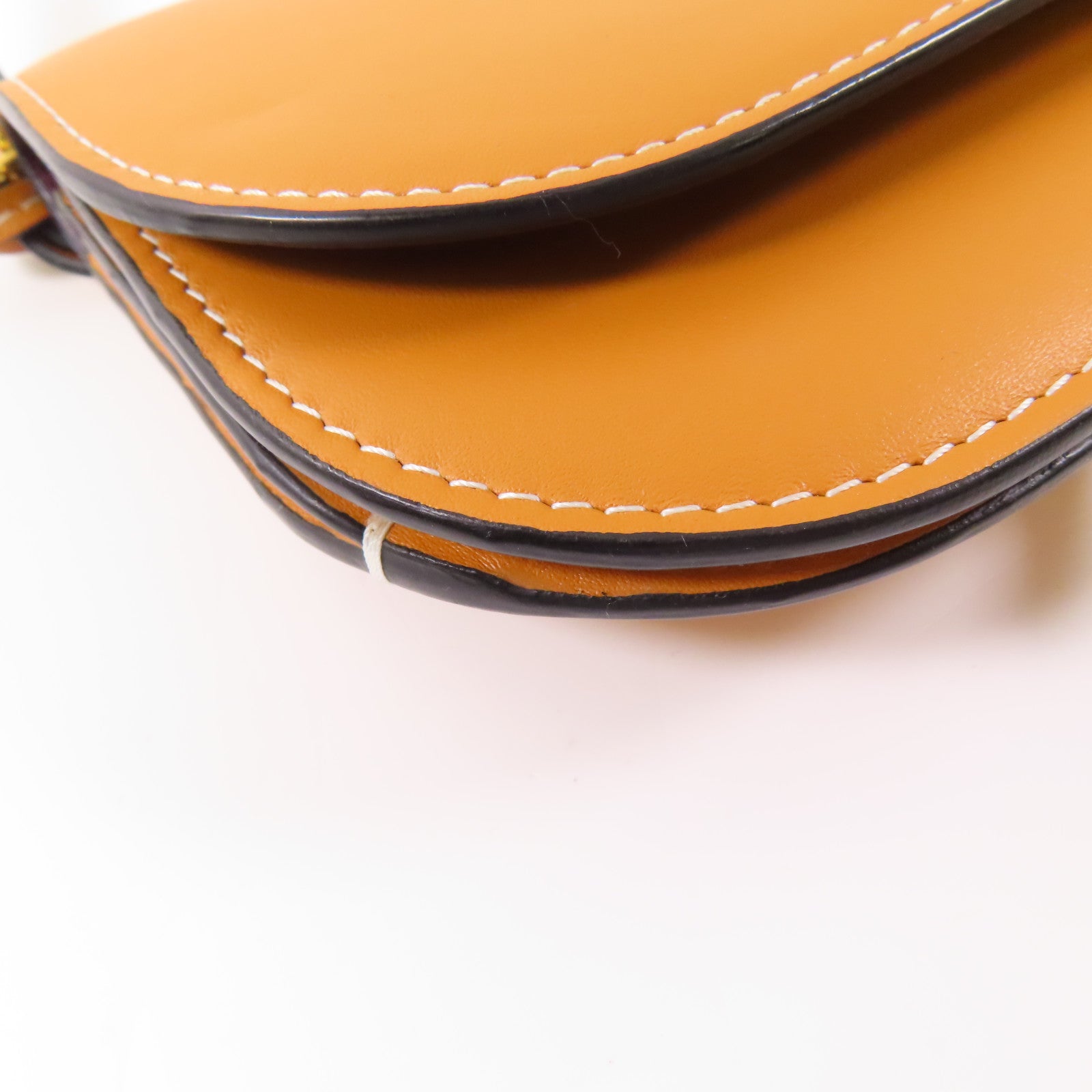 LOEWE【激減優惠】 牛皮皮革Shoulder Bag金扣肩背袋