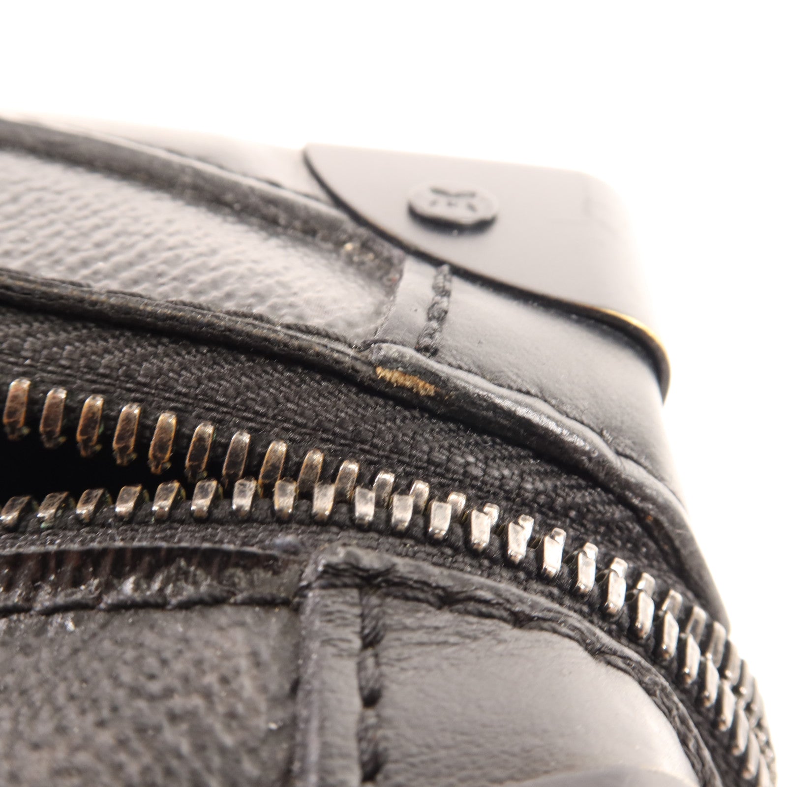 LOUIS VUITTON Monogram Eclipse Soft Trunk肩背袋