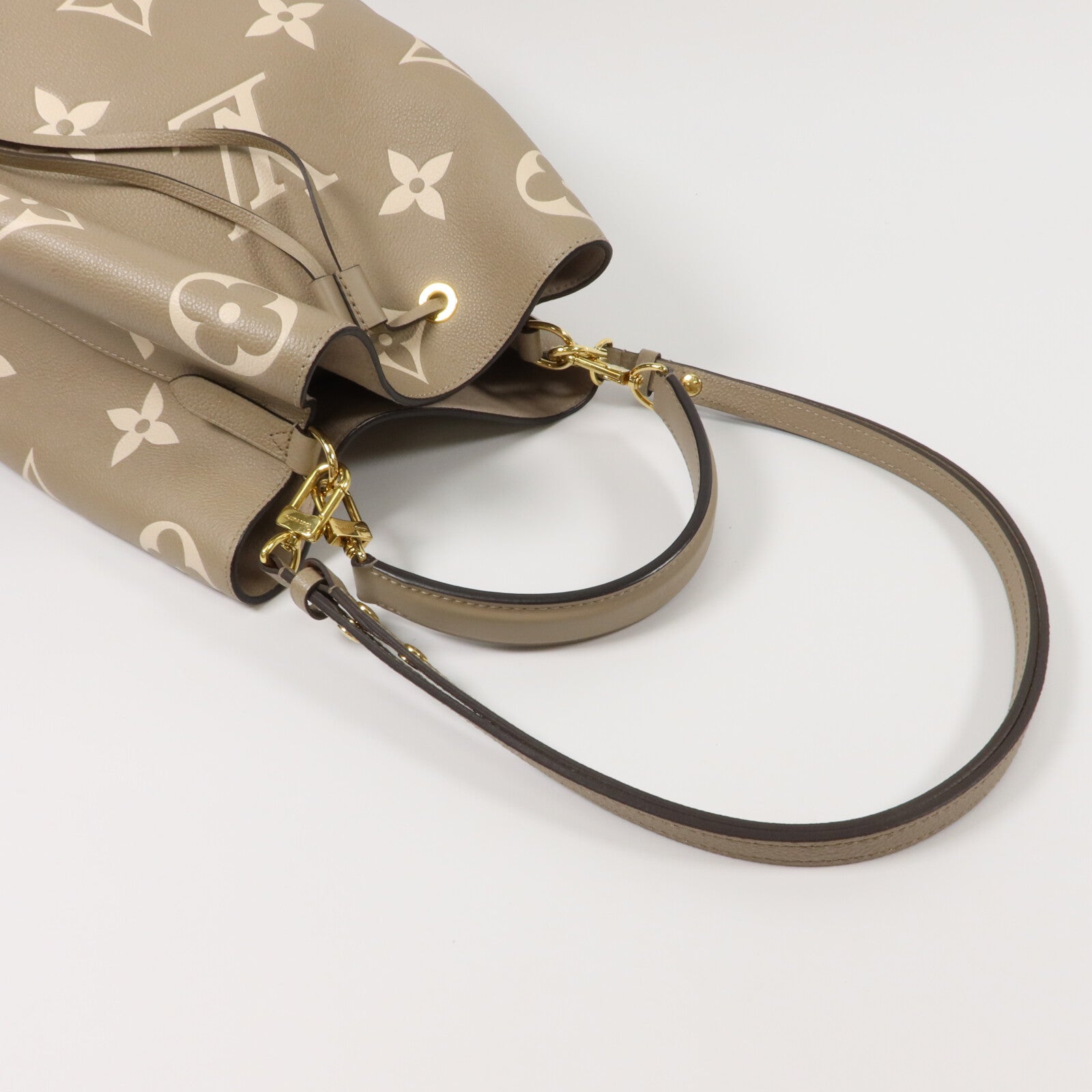 LOUIS VUITTON Monogram Empreinte Neo Noe MM手挽肩背兩用袋