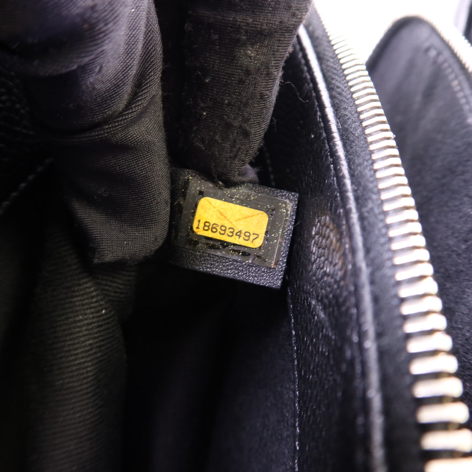 CHANEL 牛皮皮革Chain Shoulder銀扣鏈帶肩背袋