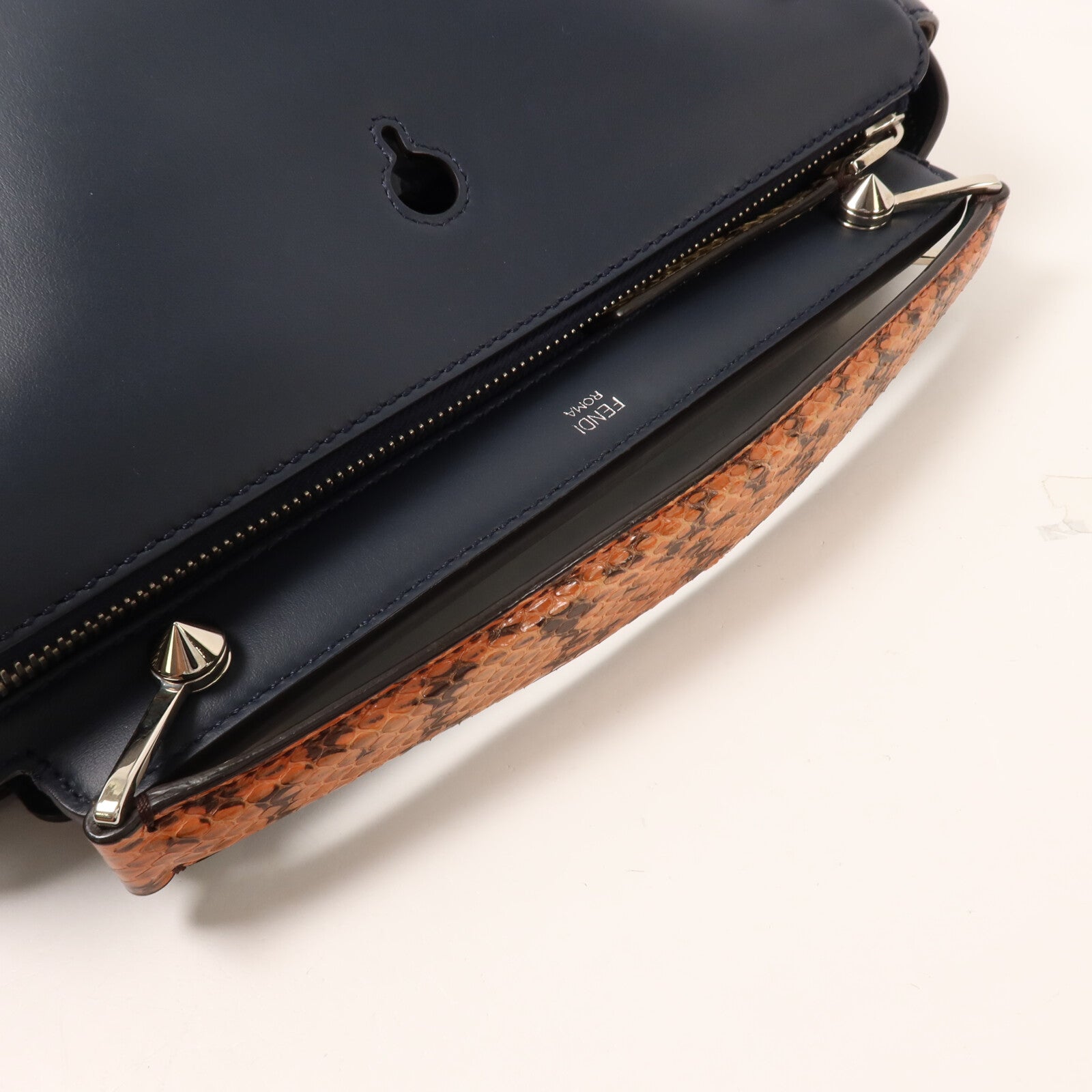 FENDI 牛皮皮革/蛇皮皮革Dotcom手挽袋