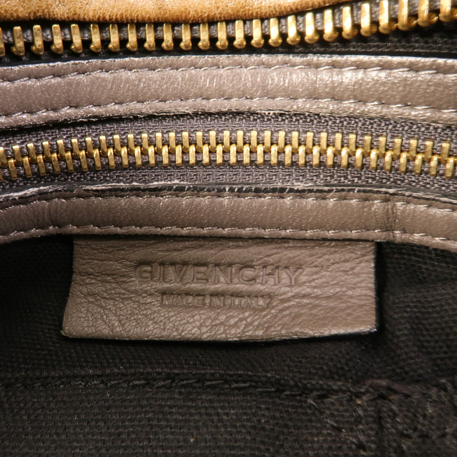 GIVENCHY 牛皮皮革Pandora Medium手挽肩背兩用袋