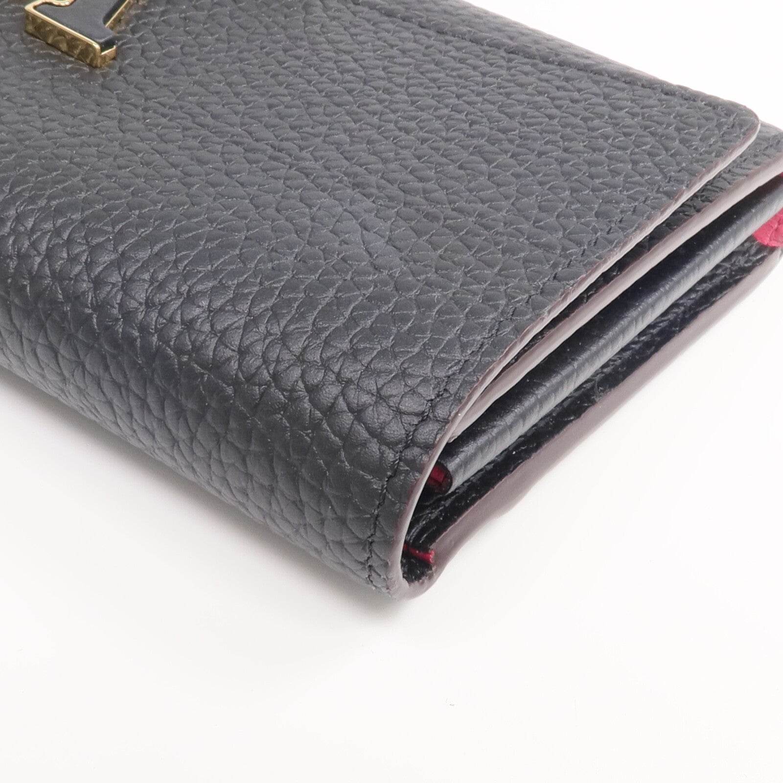 LOUIS VUITTON Taurillon Capucines Wallet金扣長錢包