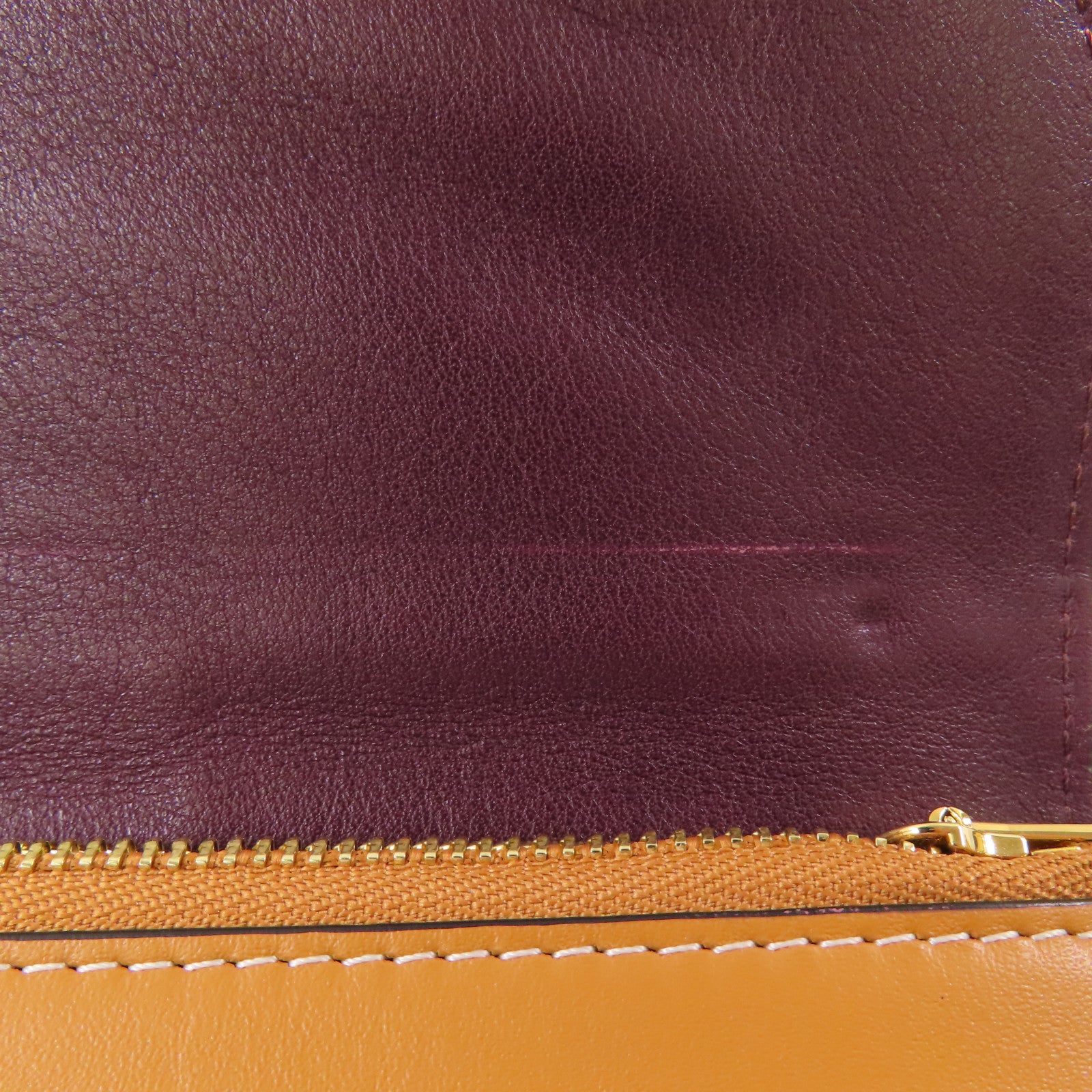 LOEWE【激減優惠】 牛皮皮革Shoulder Bag金扣肩背袋