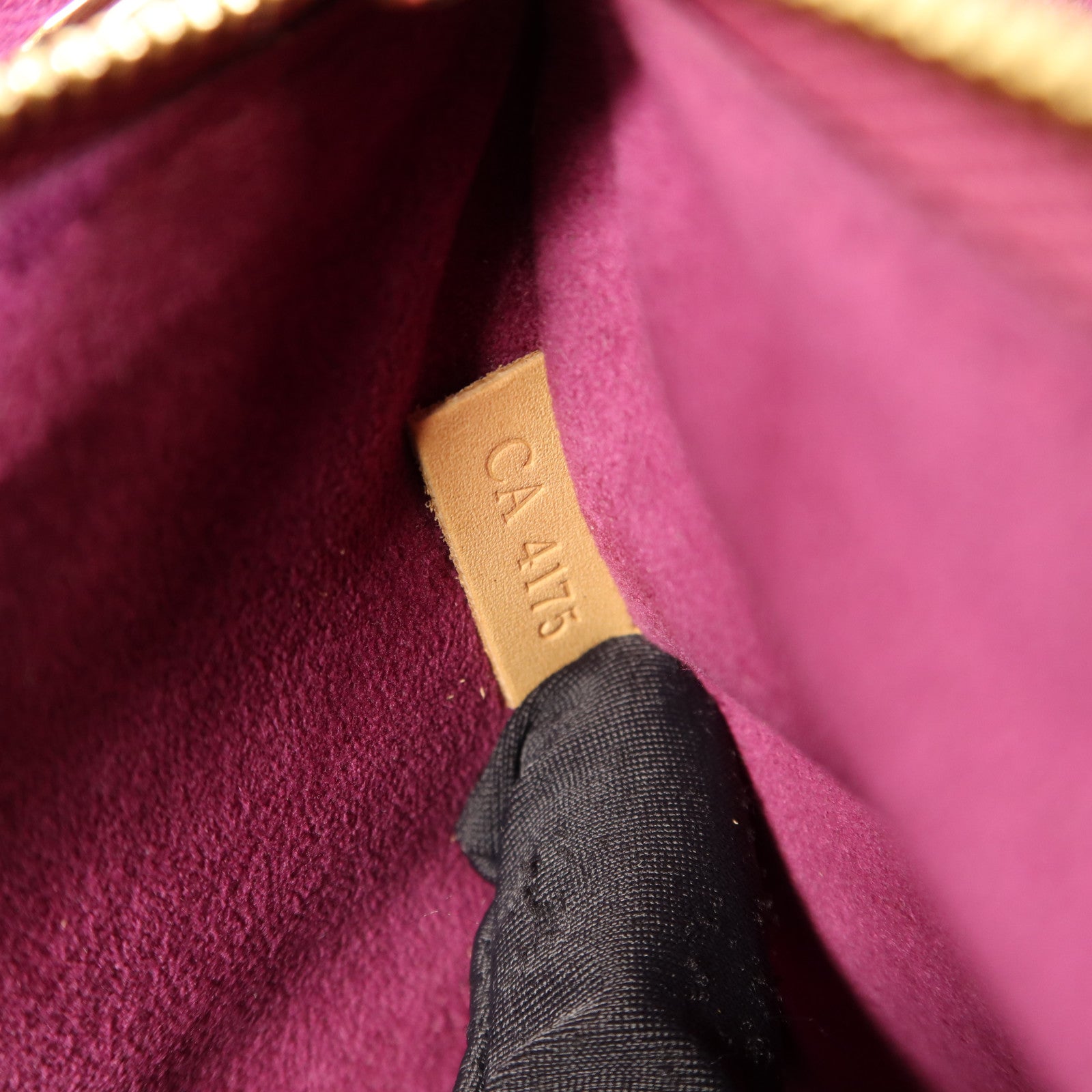 LOUIS VUITTON Monogram Pallas Chain金扣鏈帶肩背袋