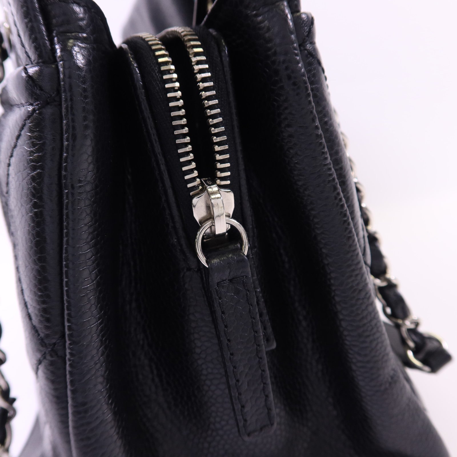 CHANEL 牛皮皮革Chain Shoulder銀扣鏈帶肩背袋