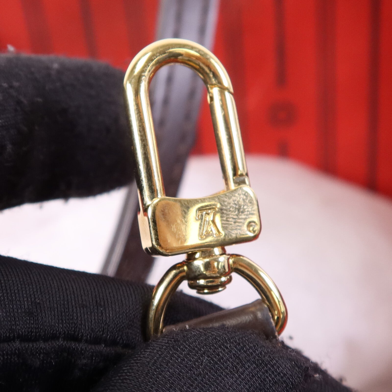 LOUIS VUITTON Damier Neverfull PM金扣手挽袋