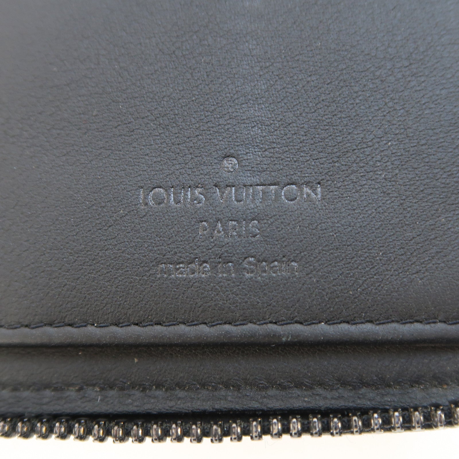 LOUIS VUITTON Monogram Taurillon Zippy Vertical Wallet長錢包黑色