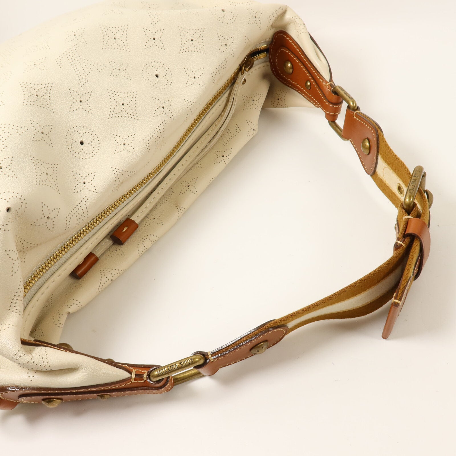 LOUIS VUITTON Mahina Onata GM手挽袋