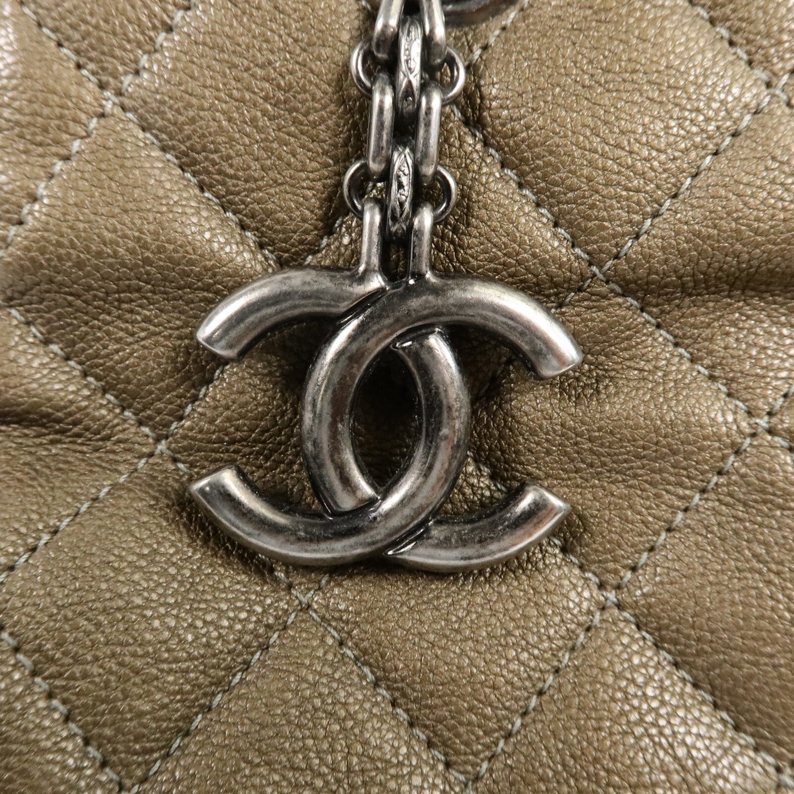 CHANEL 牛皮皮革Just Mademoiselle Bowling Bag鏈帶肩背袋