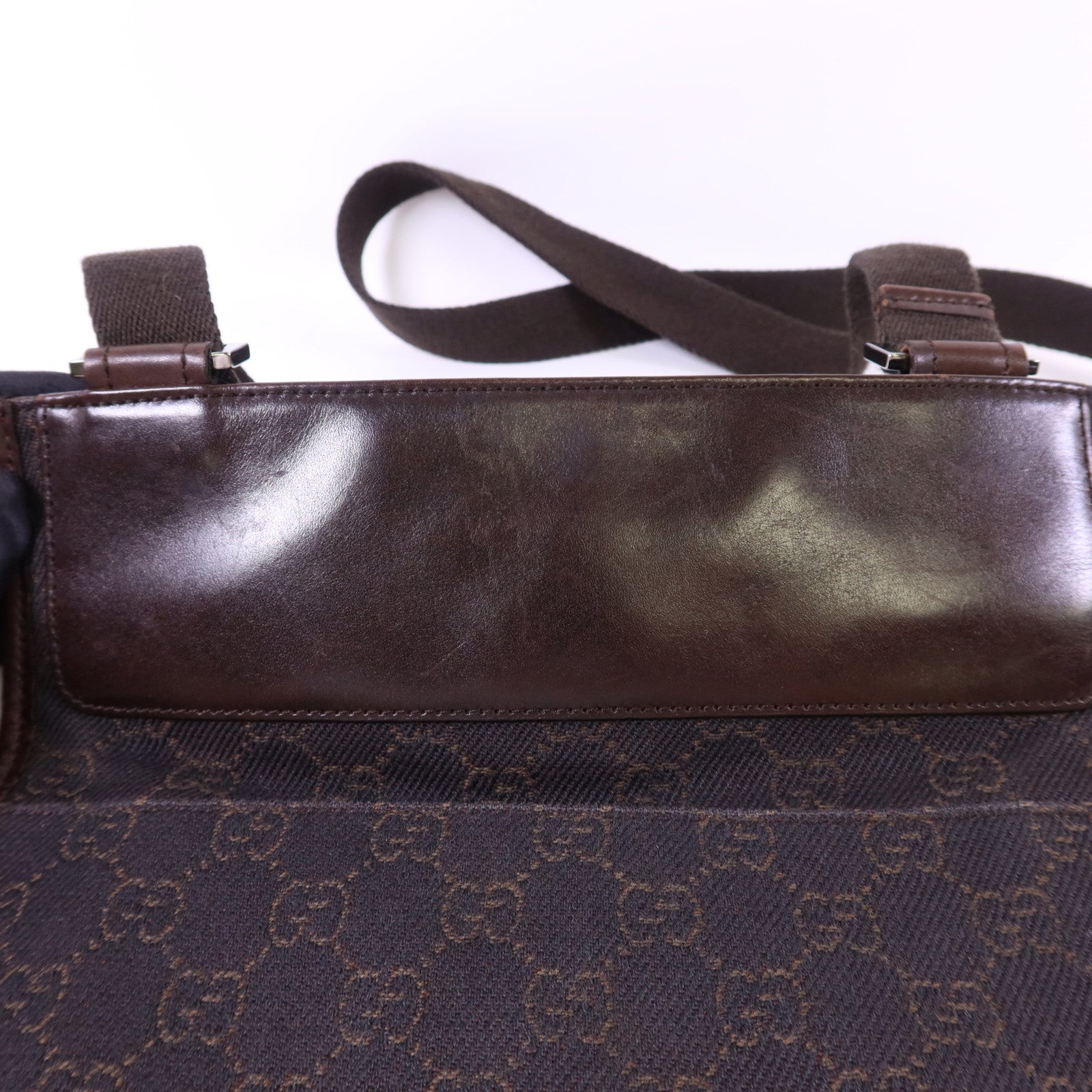 GUCCI 帆布Shoulder Bag銀扣肩背袋