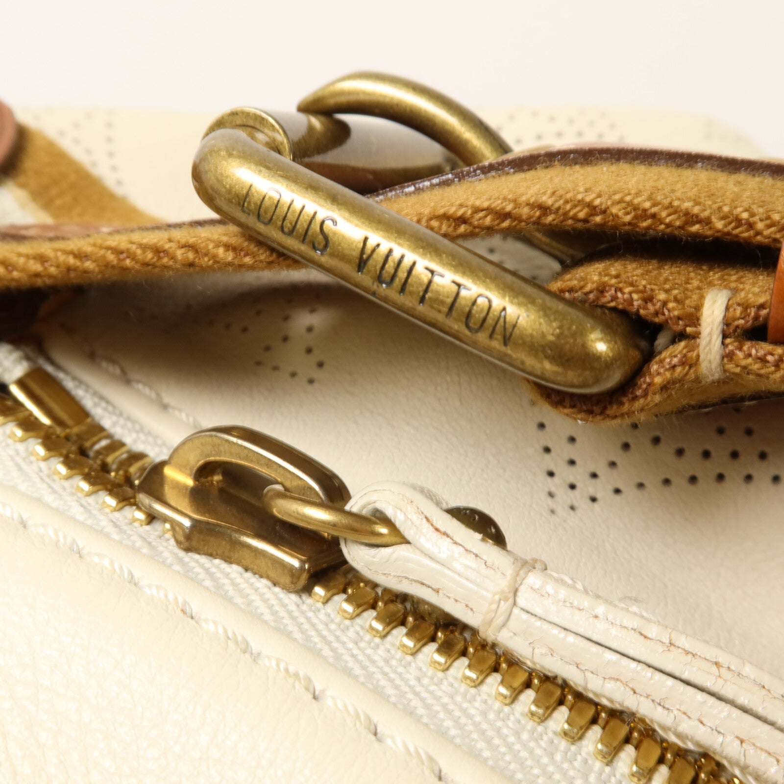 LOUIS VUITTON Mahina Onata GM手挽袋