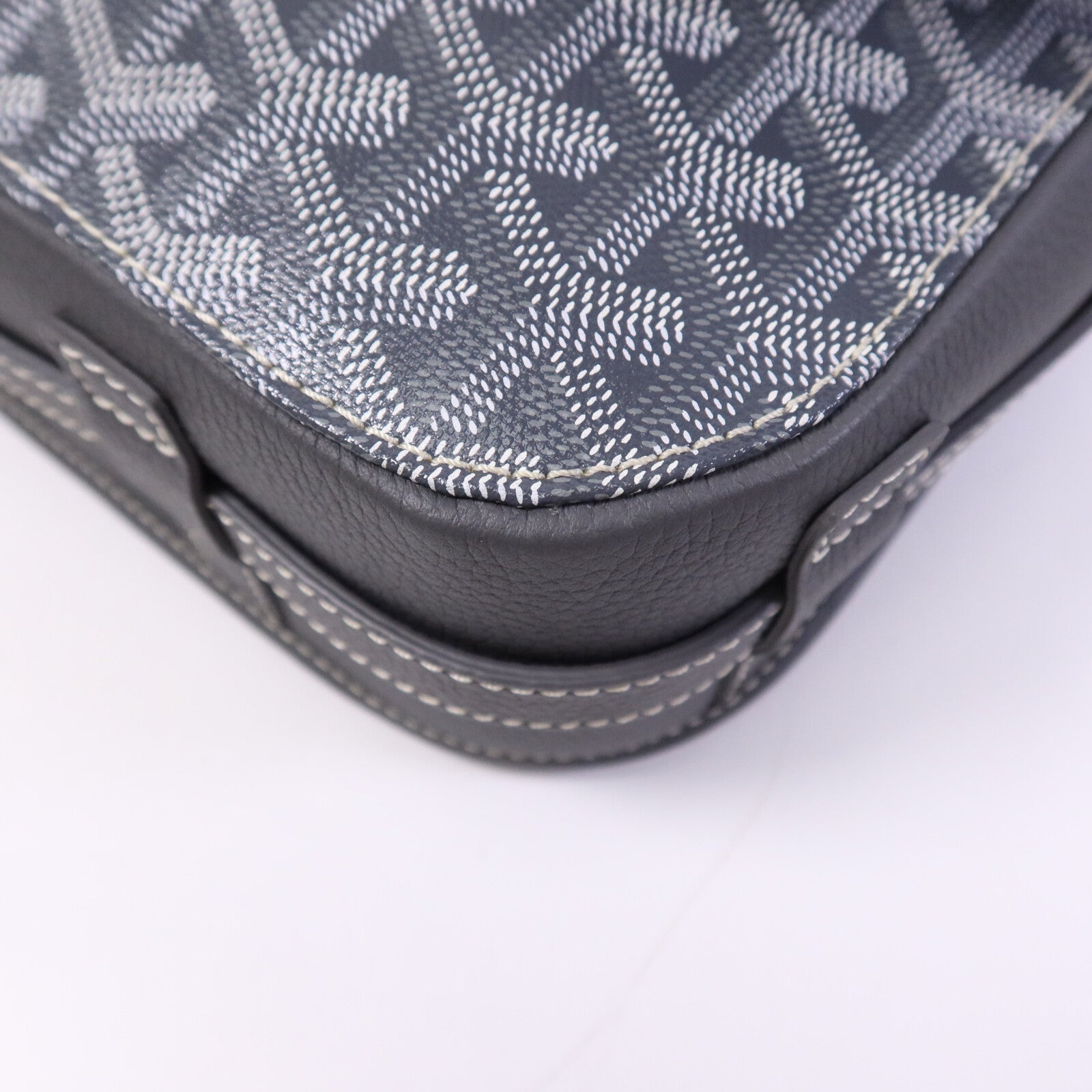 GOYARD 塗層帆布Belvedere MM銀扣肩背袋
