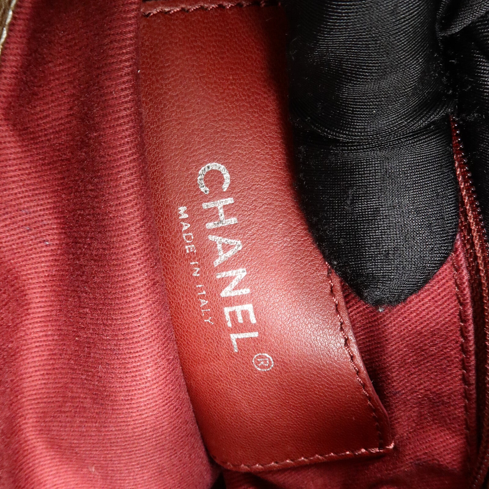 CHANEL 牛皮皮革Just Mademoiselle Bowling Bag鏈帶肩背袋