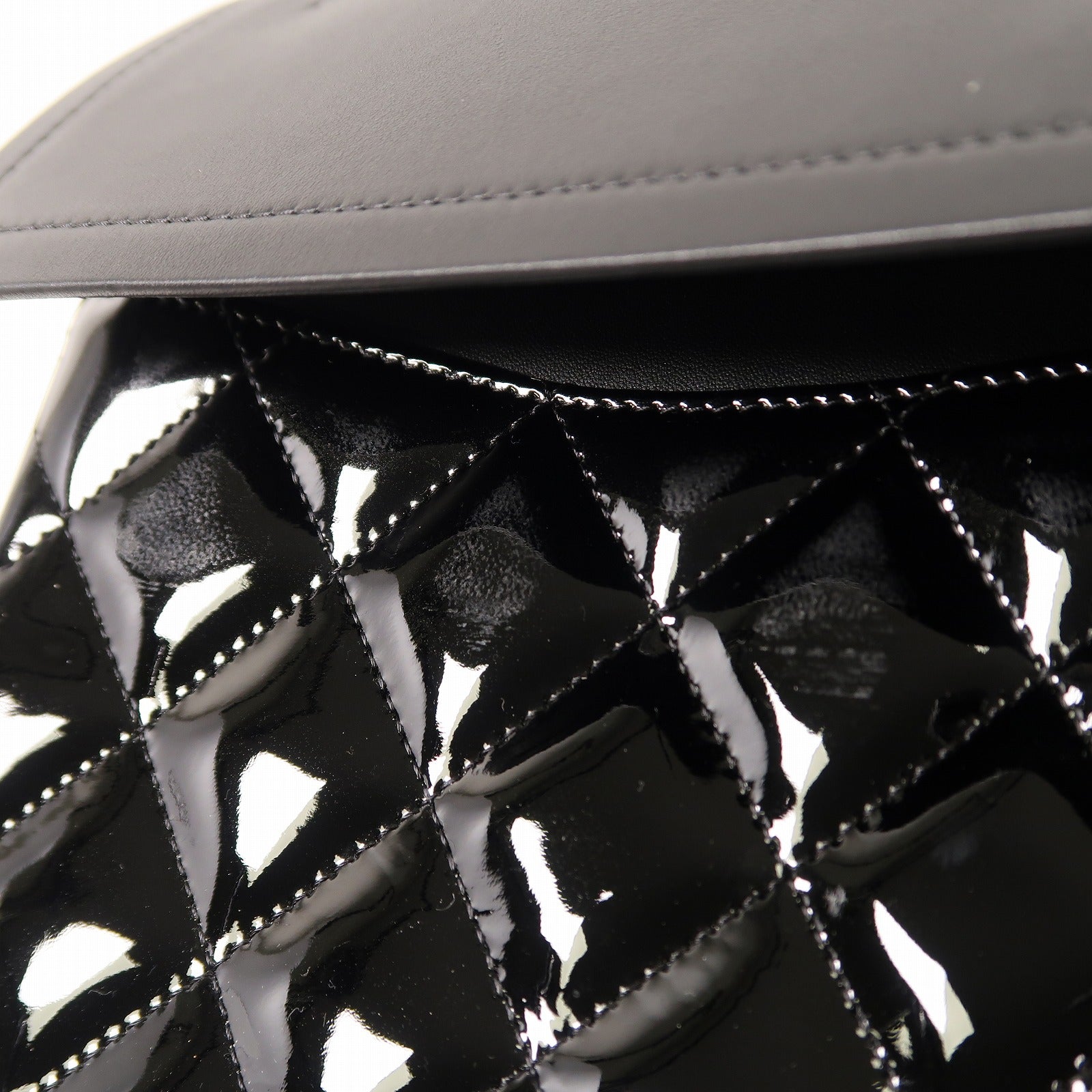 CHANEL 漆皮皮革Large Classic銀扣鏈帶肩背袋