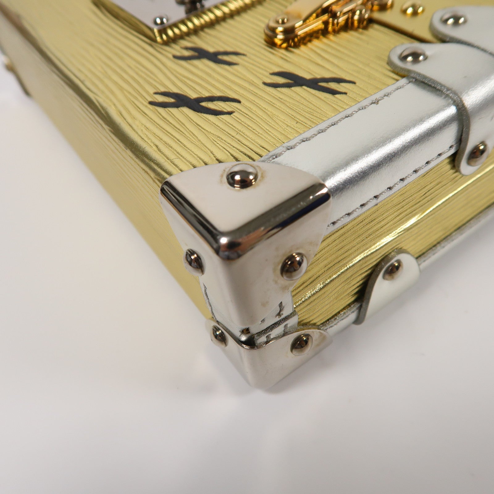 LOUIS VUITTON Epi/金屬Petite Malle金扣/銀扣肩背袋金色