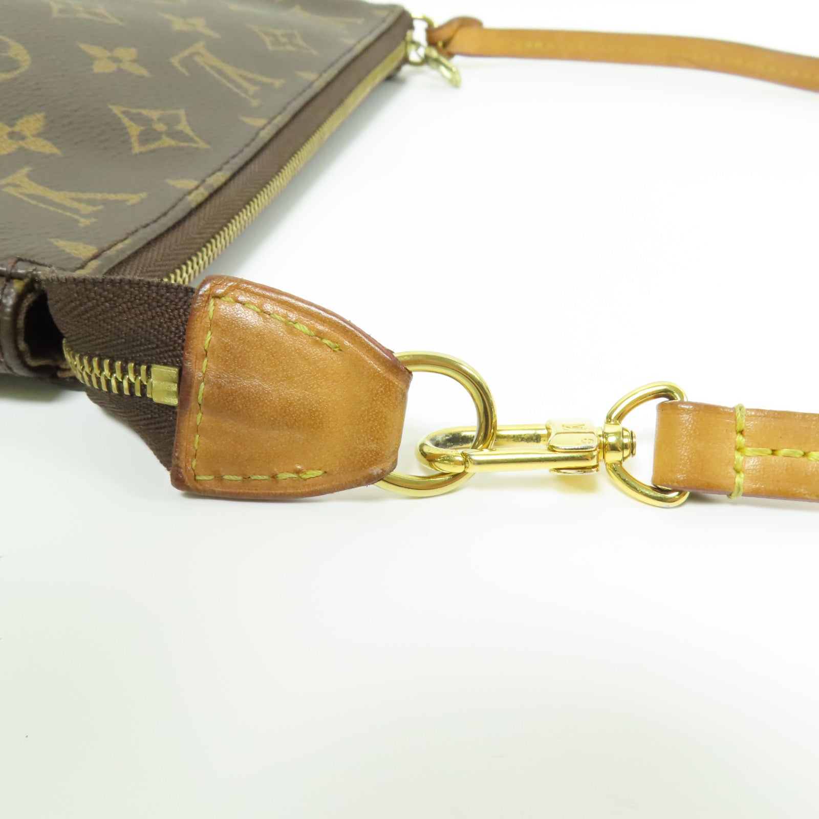 LOUIS VUITTON Monogram Pochette Accessoires金扣手挽袋