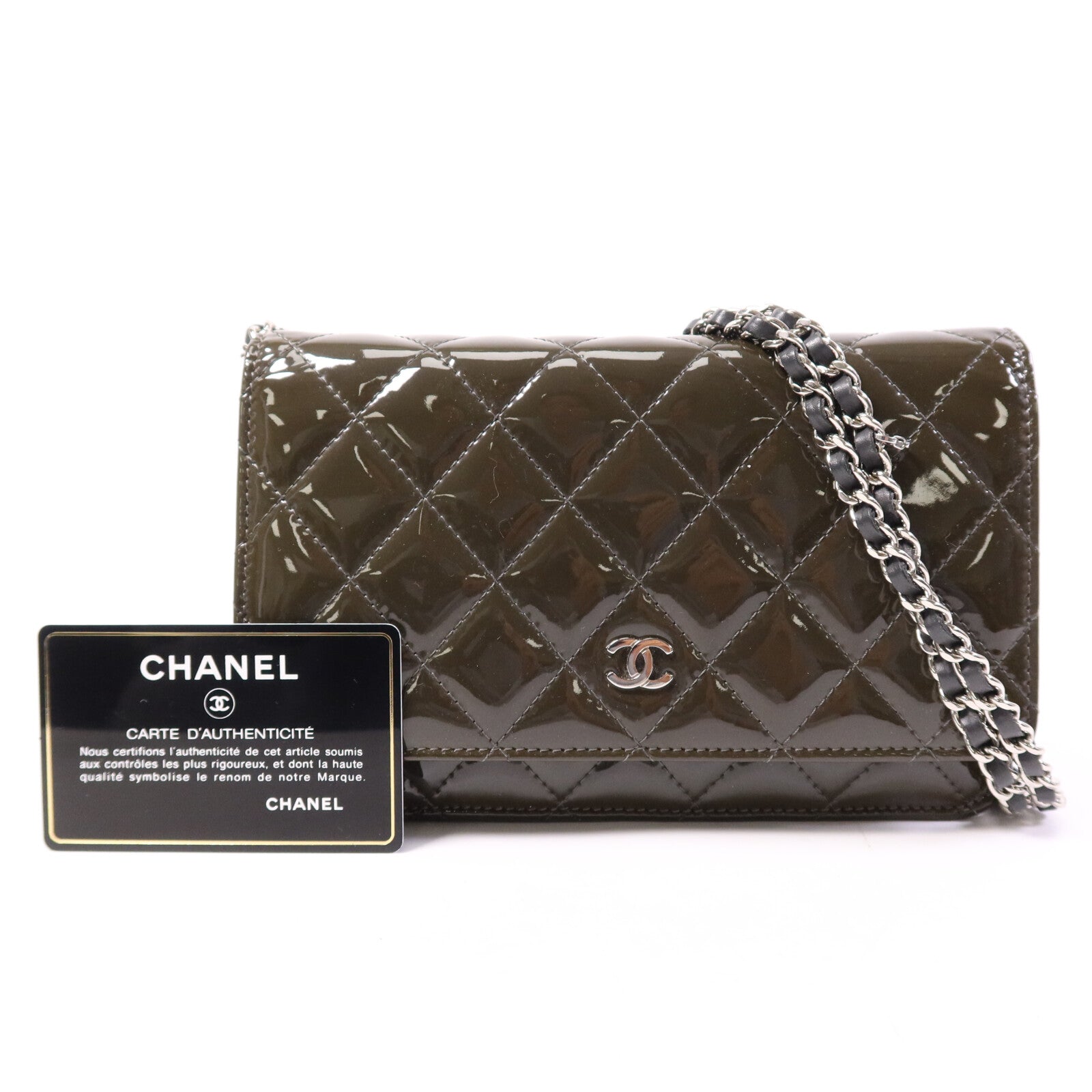 CHANEL 漆皮皮革WOC Wallet On Chain銀扣鏈帶肩背袋