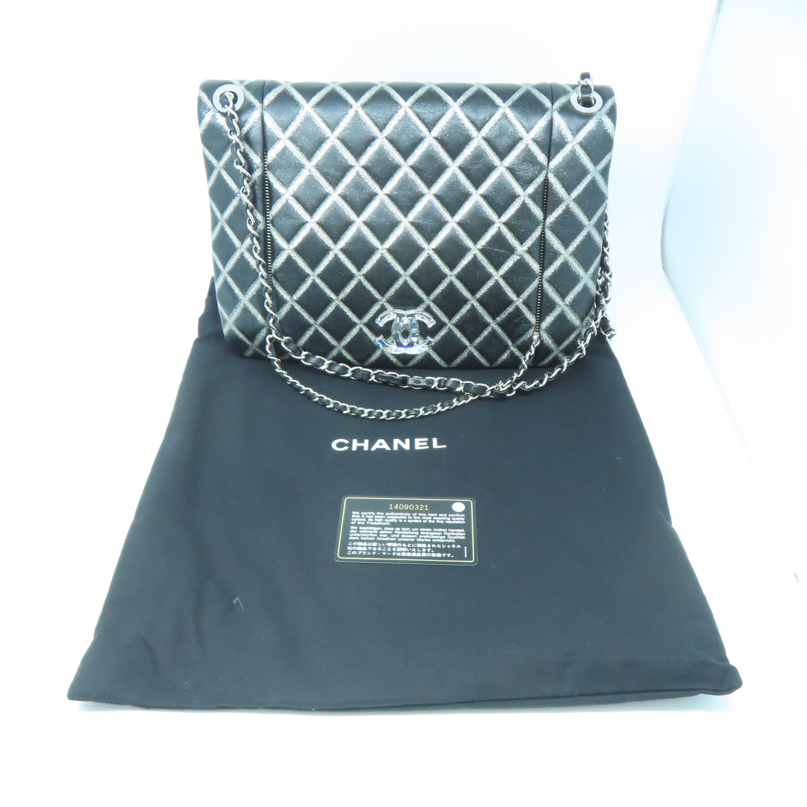 CHANEL **【清倉大減價】菱格牛皮皮革Chain Shoulder銀扣鏈帶肩背袋黑色
