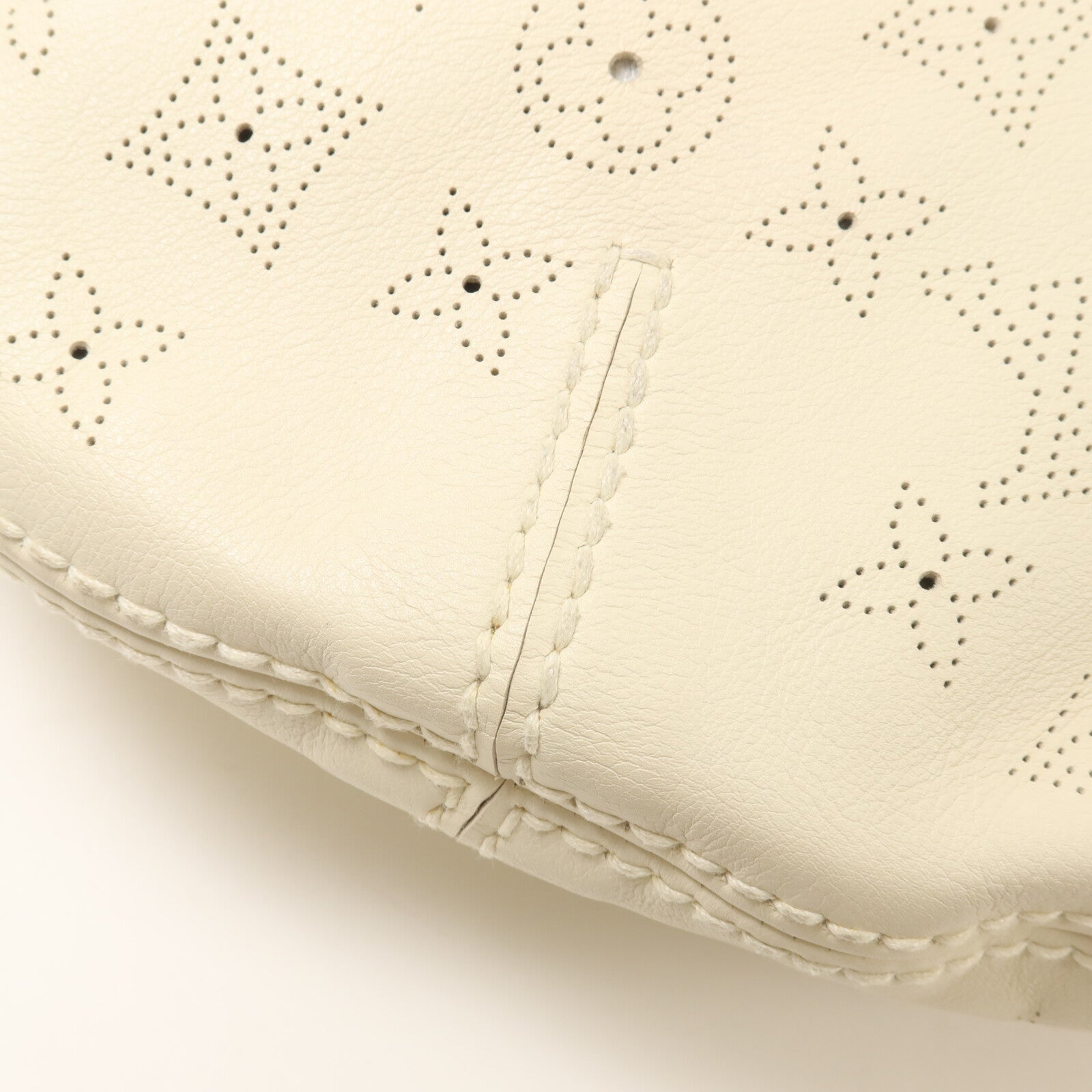 LOUIS VUITTON Mahina Onata GM手挽袋