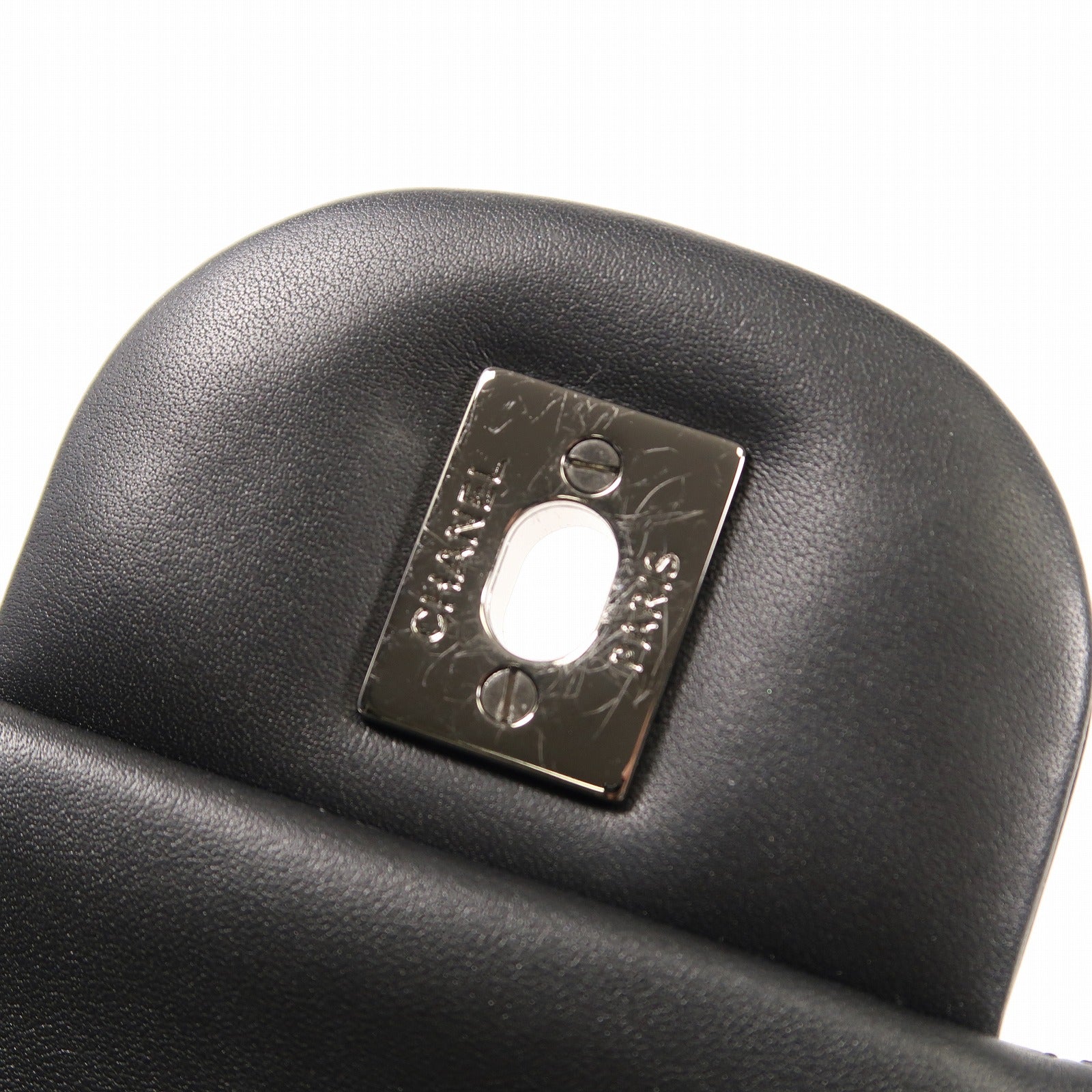 CHANEL 漆皮皮革Large Classic銀扣鏈帶肩背袋