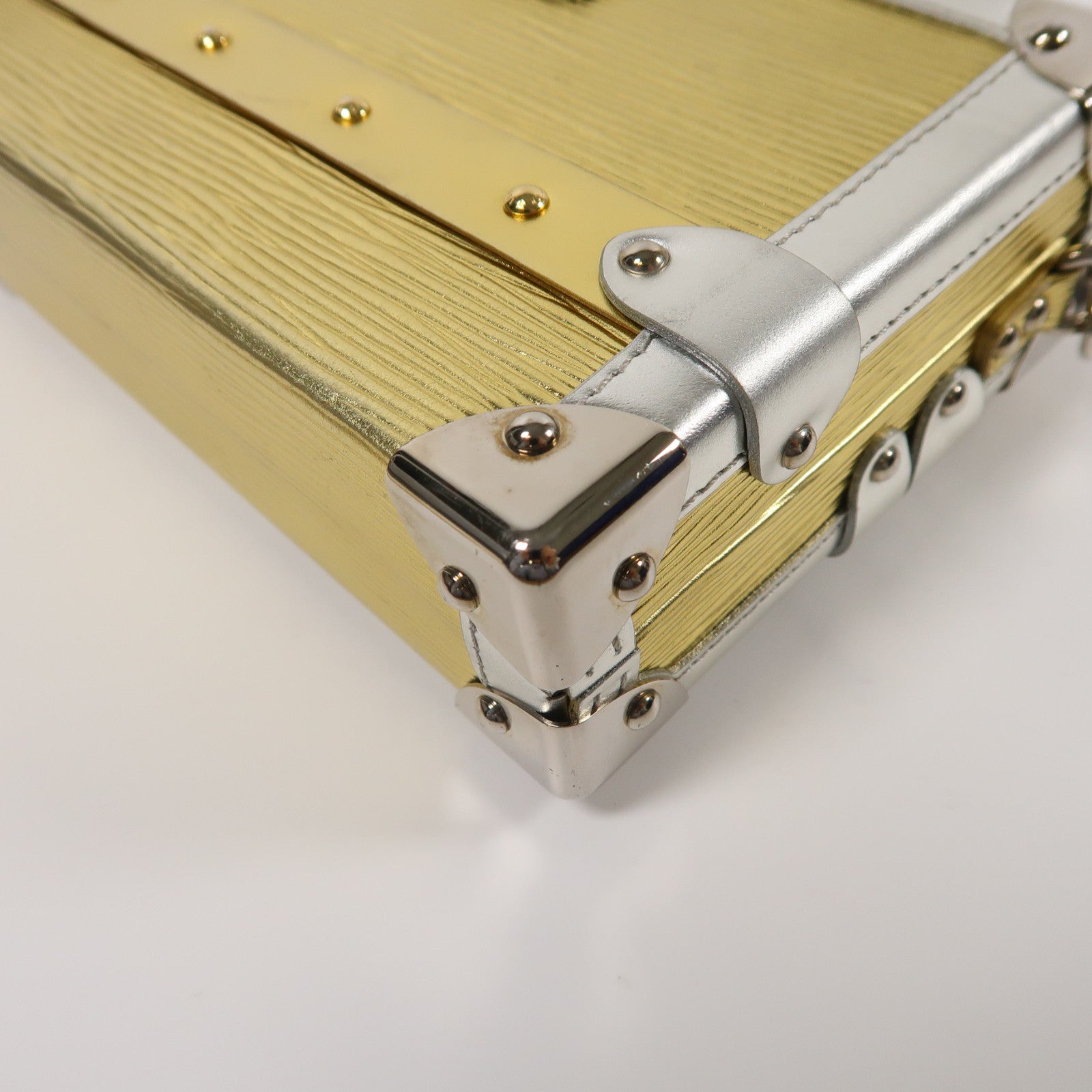 LOUIS VUITTON Epi/金屬Petite Malle金扣/銀扣肩背袋金色