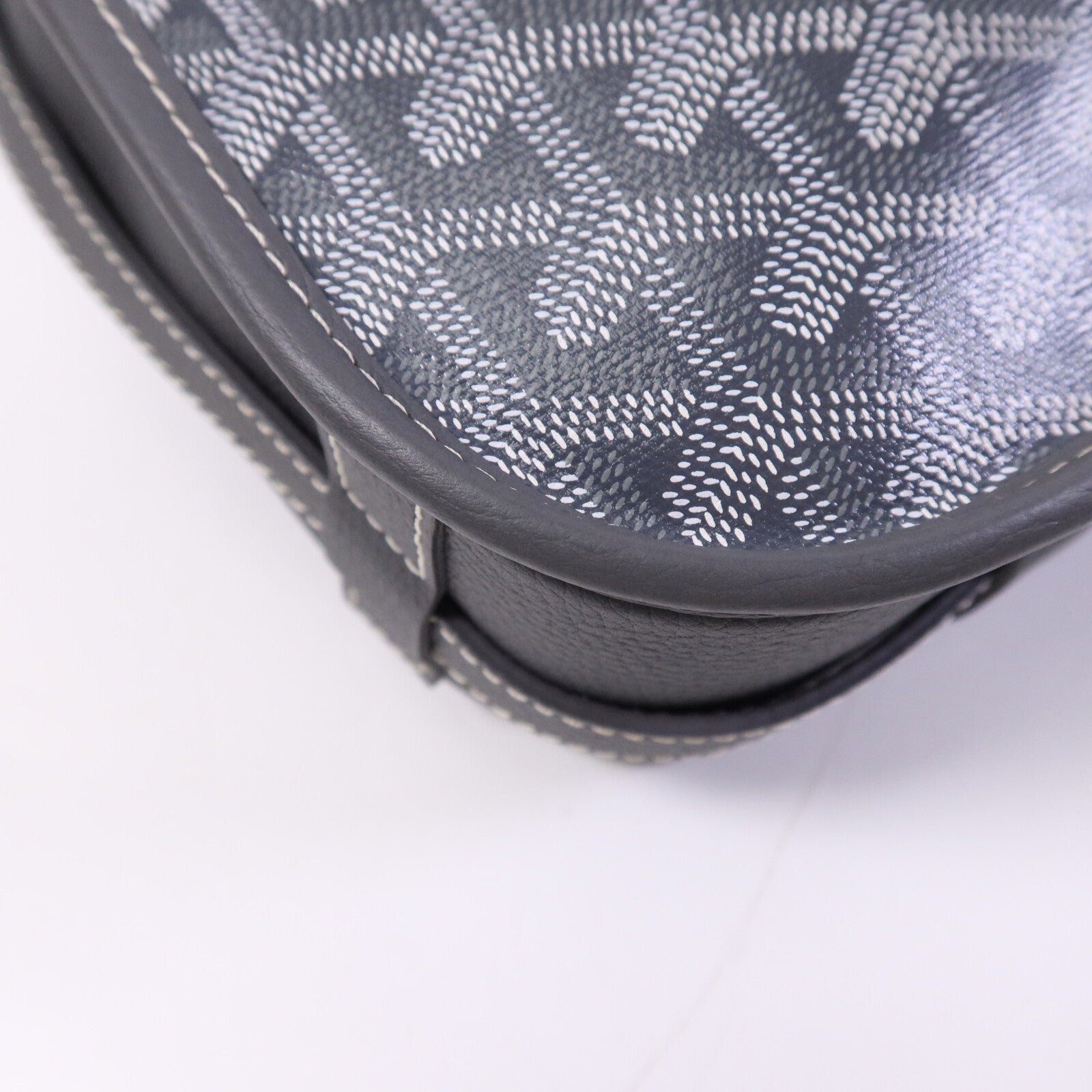 GOYARD 塗層帆布Belvedere MM銀扣肩背袋