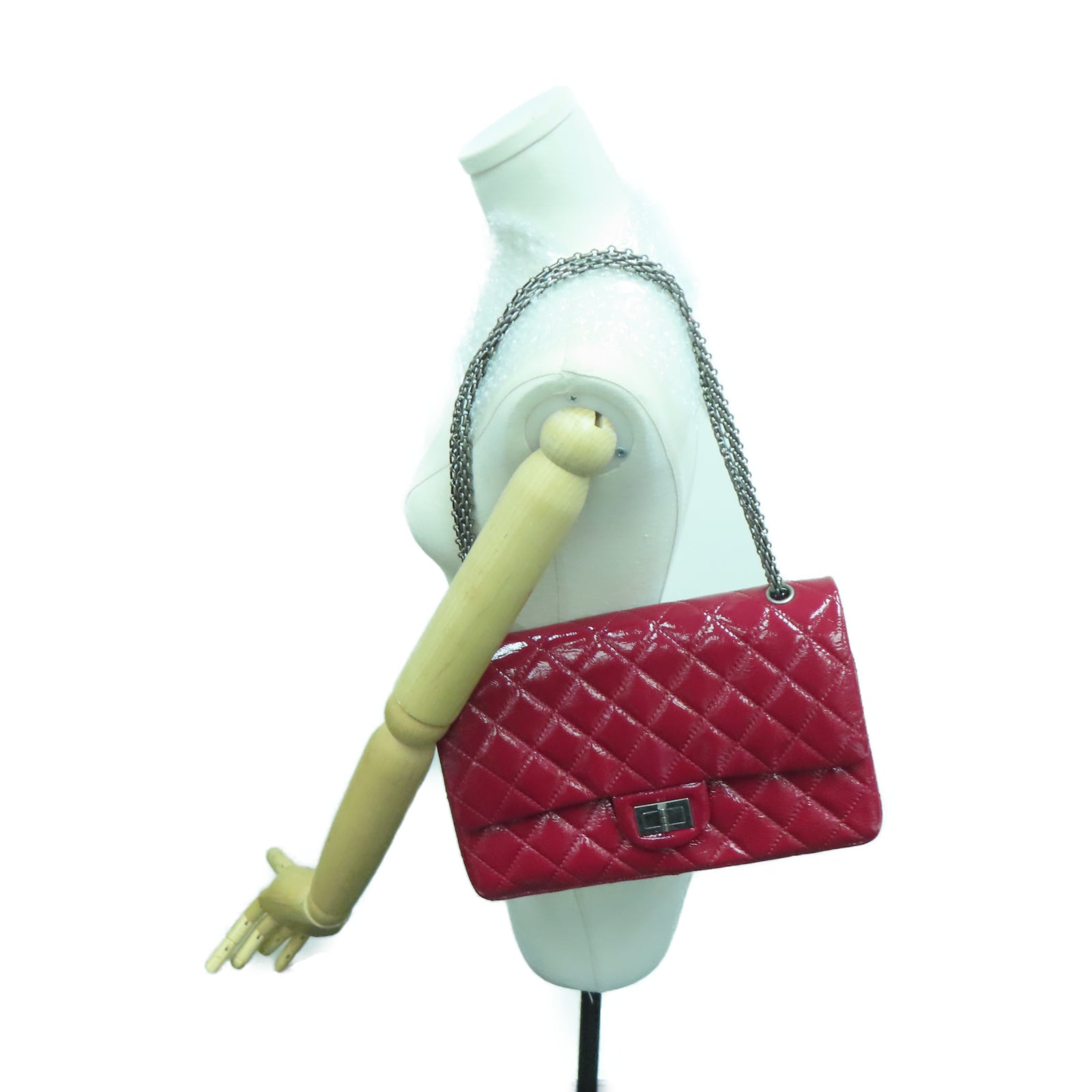 CHANEL 菱格漆皮皮革2.55 Chain Shoulder银扣链带肩背袋红色
