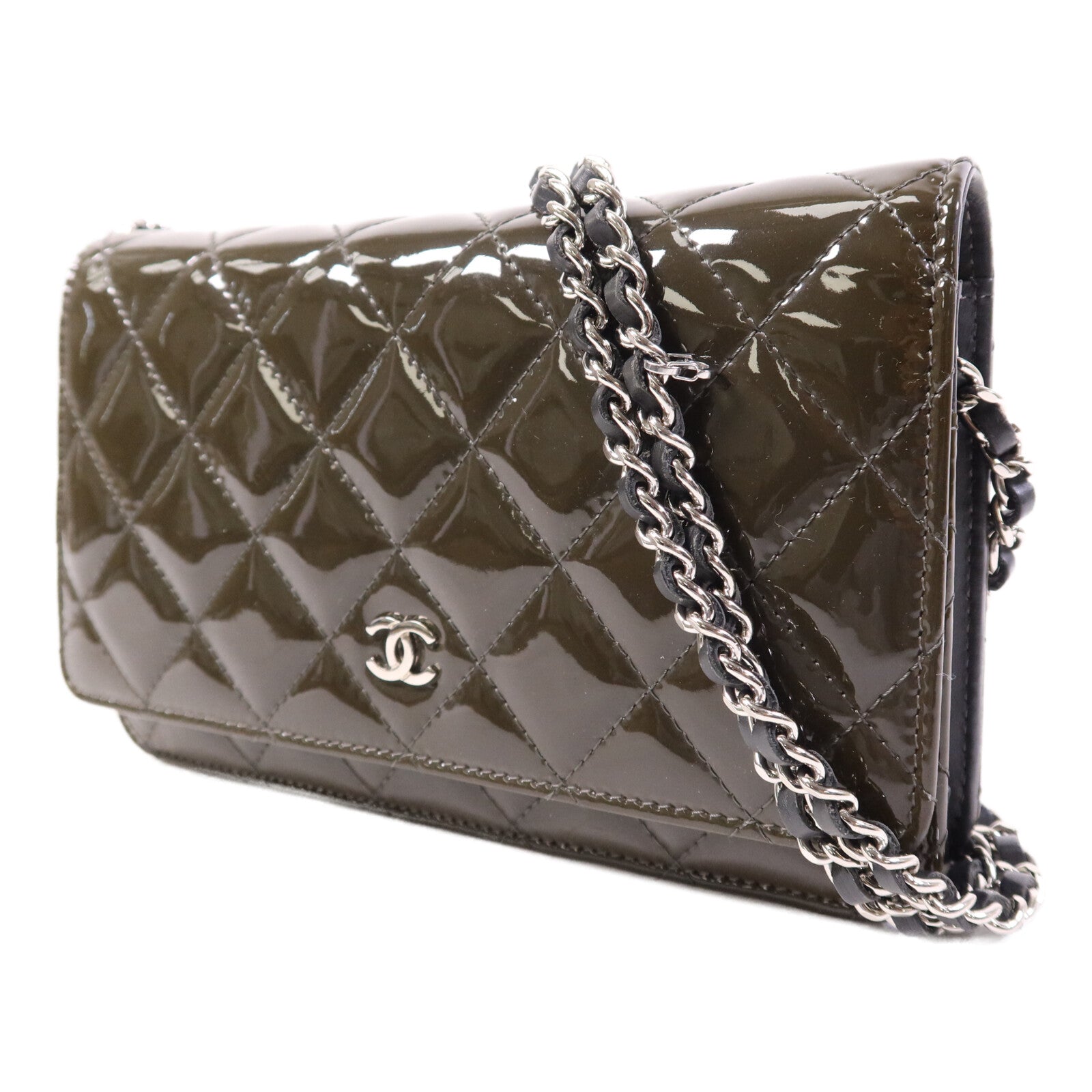 CHANEL 漆皮皮革WOC Wallet On Chain銀扣鏈帶肩背袋