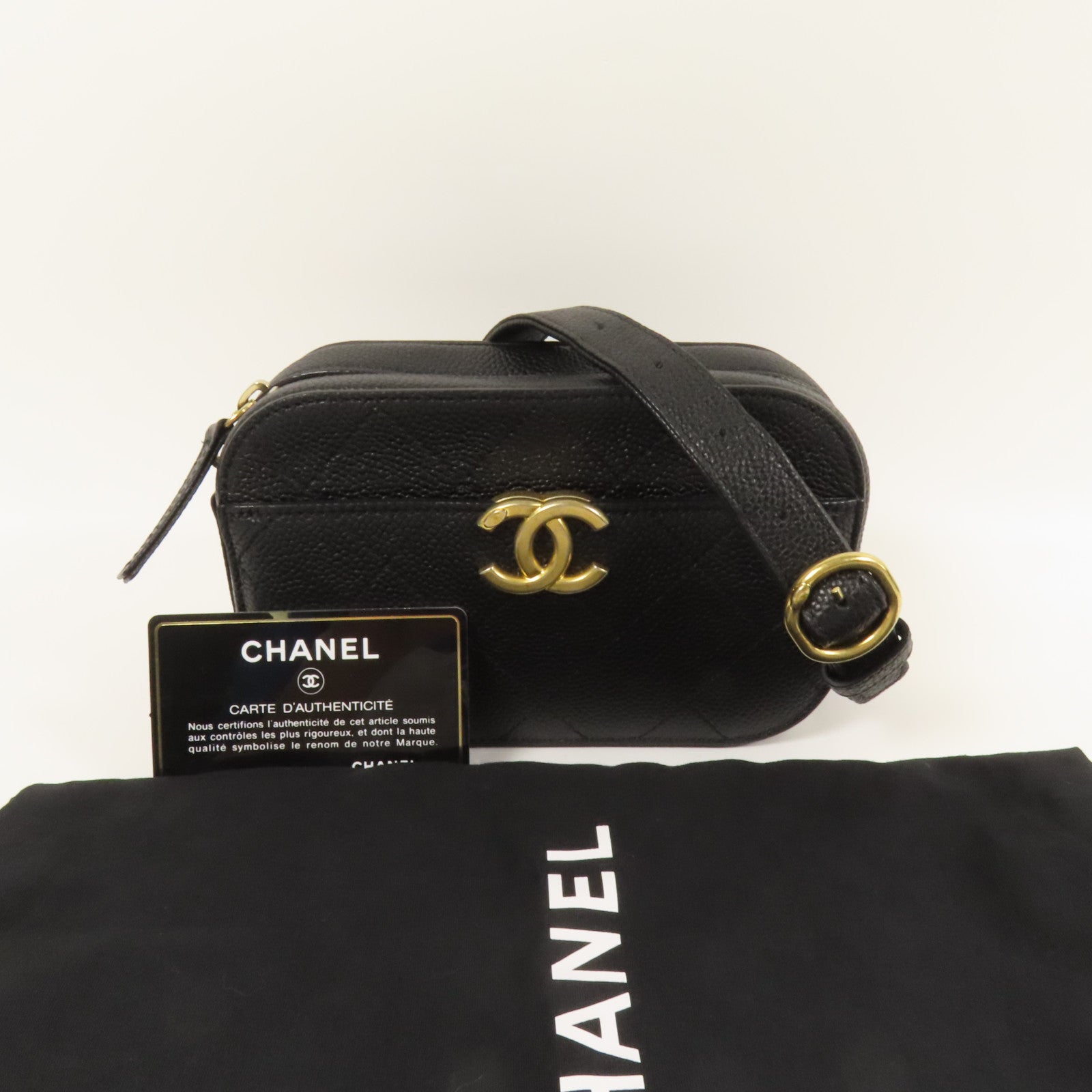 CHANEL 牛皮皮革Chain Shoulder金扣肩背袋