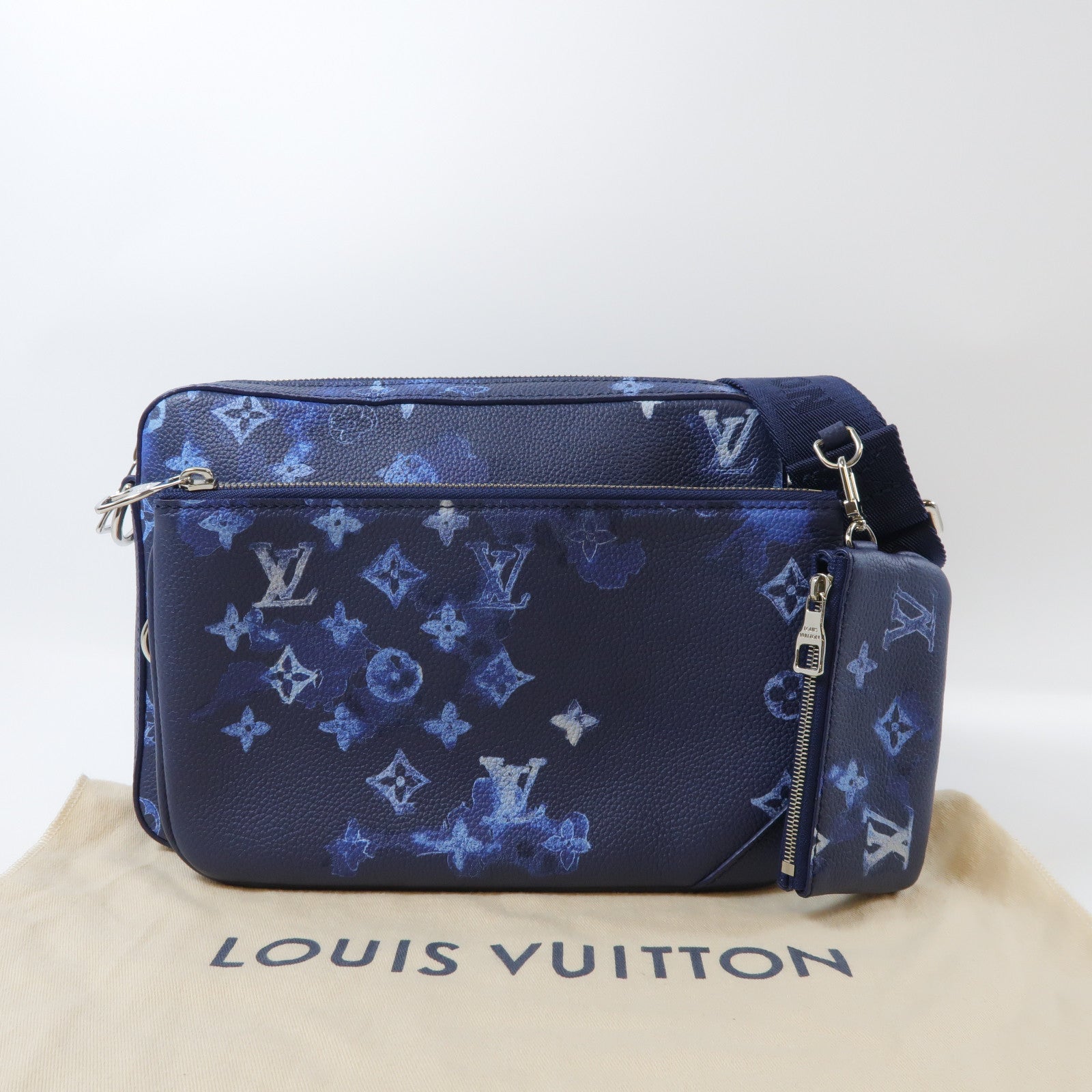 LOUIS VUITTON Watercolor Monogram Trio Messenger銀扣肩背袋深藍色