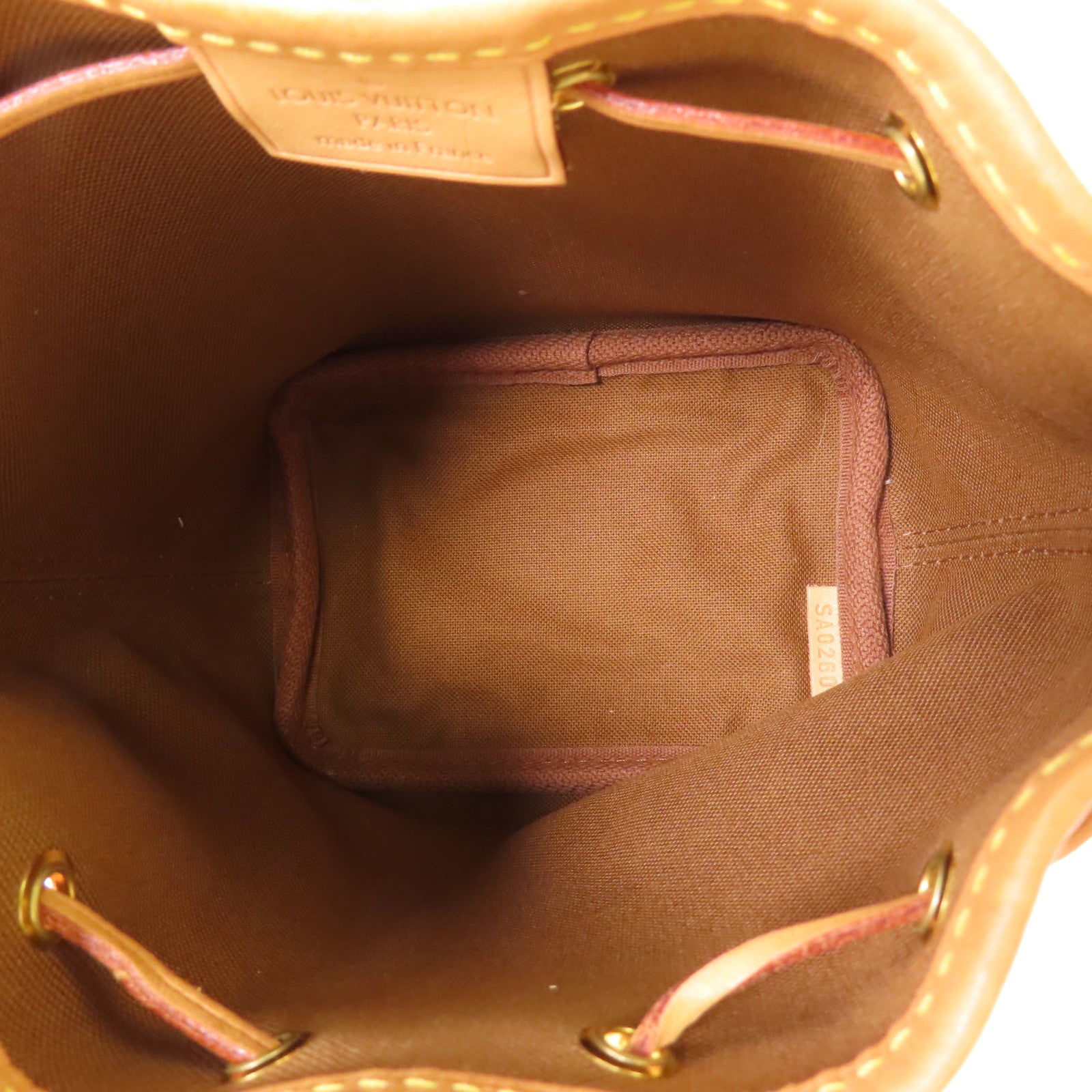 LOUIS VUITTON Monogram Nano Noe金扣肩背袋