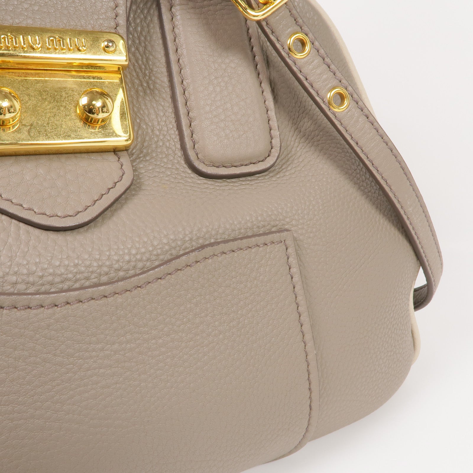 Miu Miu 牛皮皮革2 Way Shoulder金扣手挽肩背兩用袋